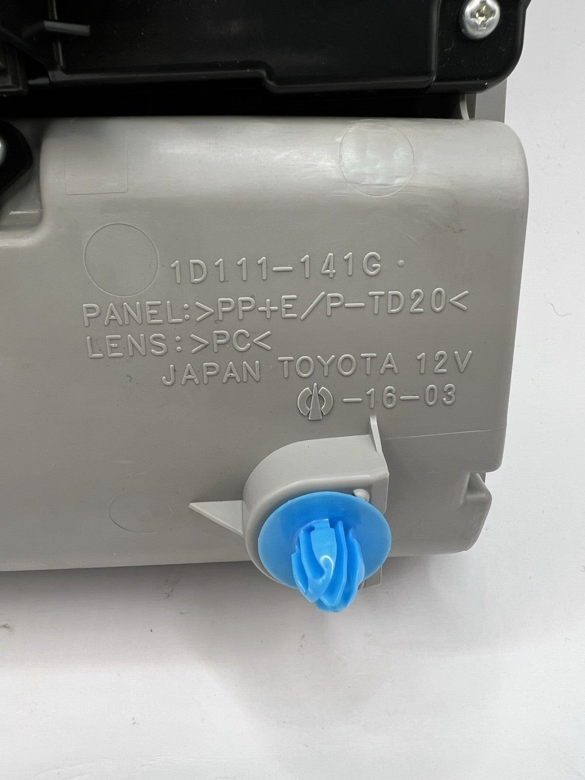 ✅ 2011-2017 Lexus CT200H Interior Roof Lamp Overhead Console 1D111-141G OEM