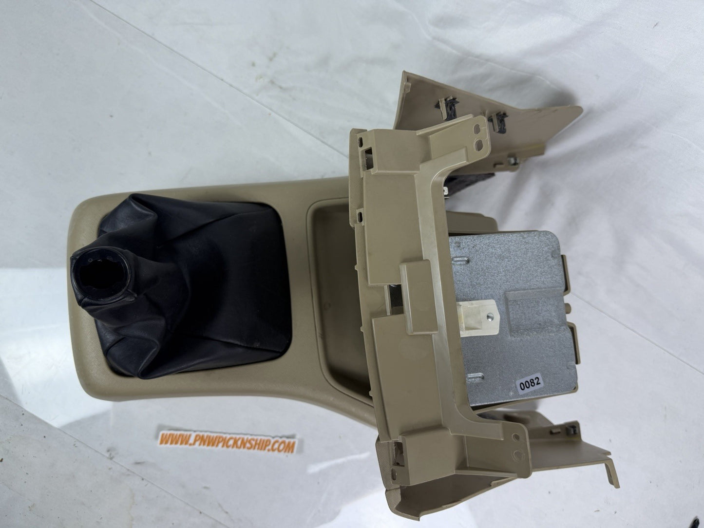 ✅ 02-06 Honda CRV Manual Transmission shifter Shift lower center console Ivory