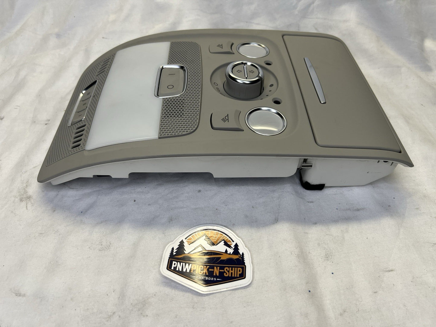 ✅ 2009-2012 Audi Q5 Front Overhead Dome Light Lamp Switch OEM 8T0947135H
