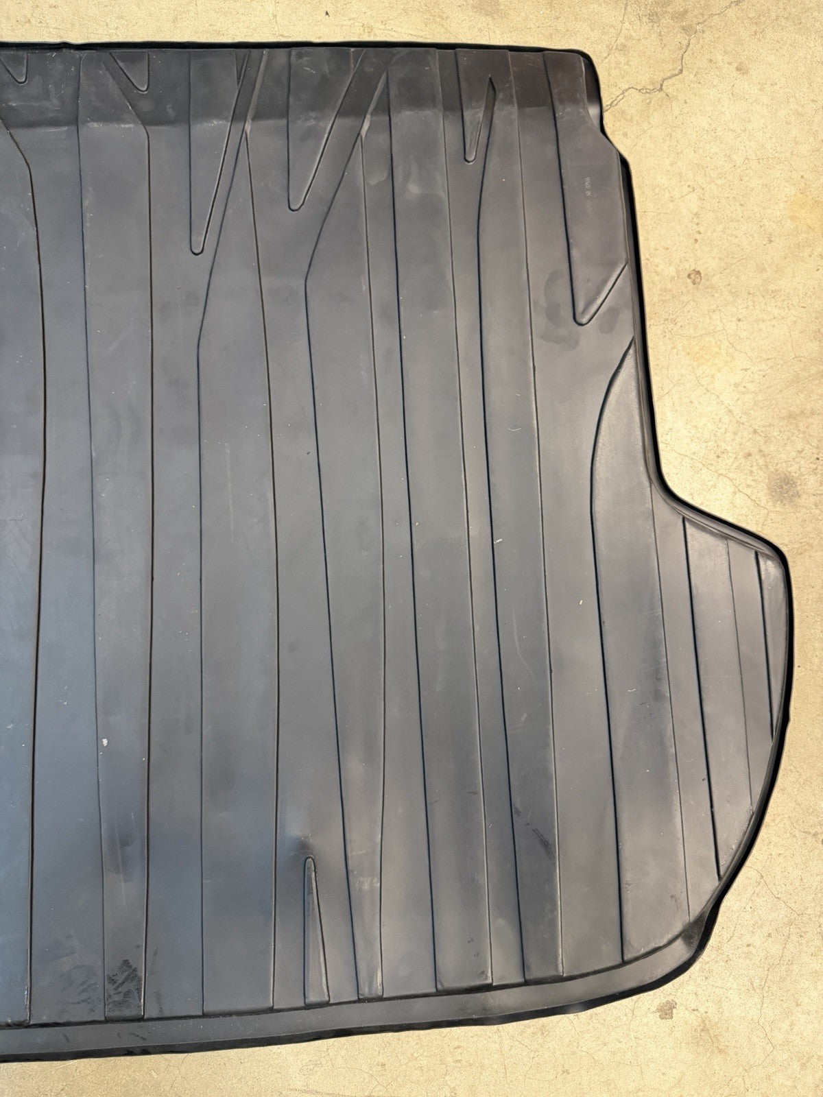 ✅ 2014-2018 Subaru Forester RUBBER ALL WEATHER Trunk Mat Cargo Liner BLACK OEM