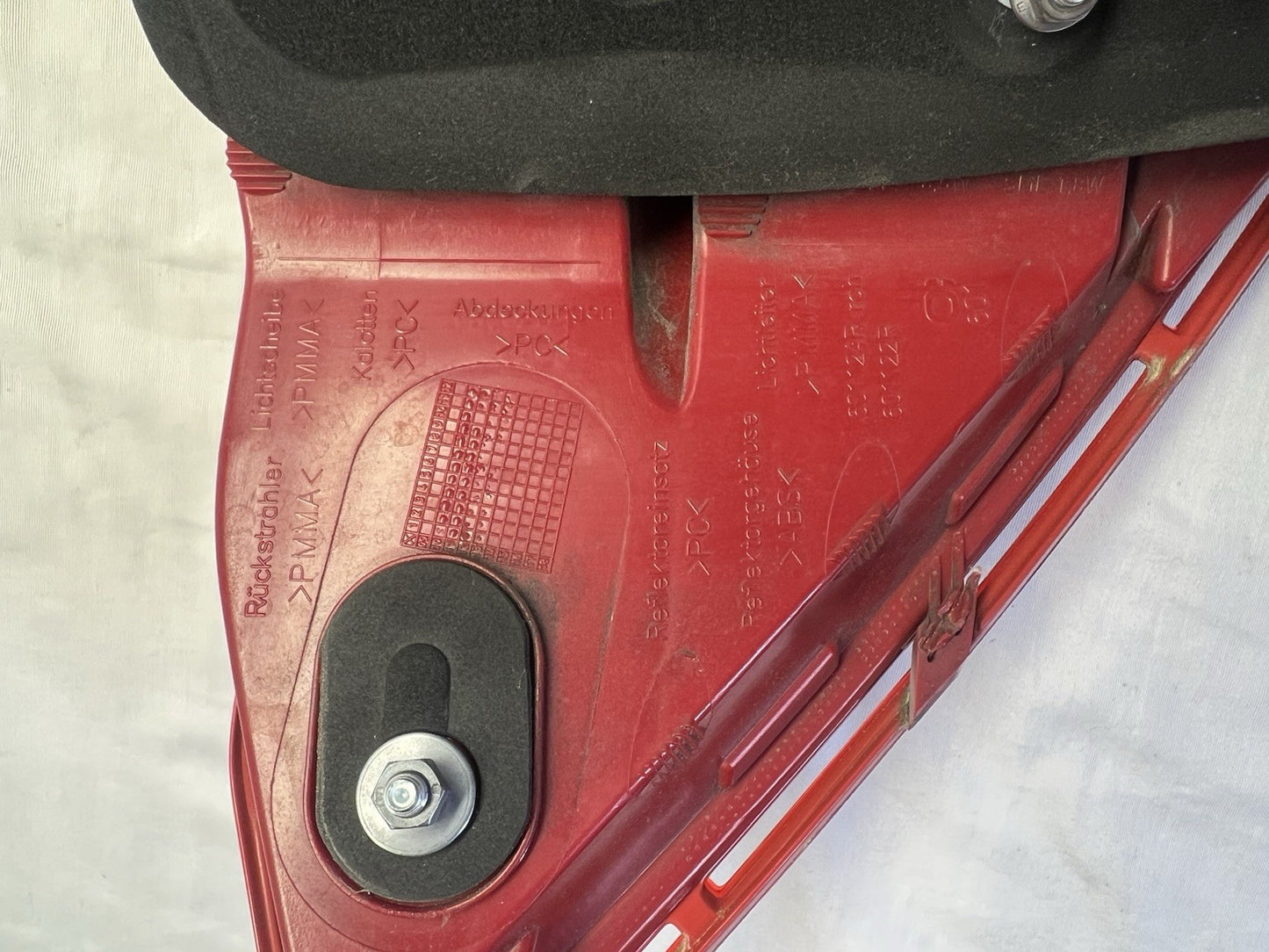 ✅ 12-14 Mercedes W204 C300 C250 Tail Light Lamp LED Right Passenger Side OEM