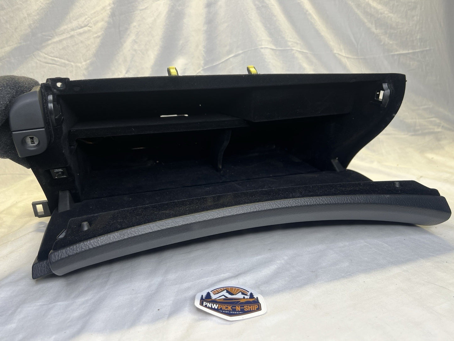 ✅ 2006-2011 LEXUS GS350 GLOVE BOX COMPARTMENT BLACK OEM