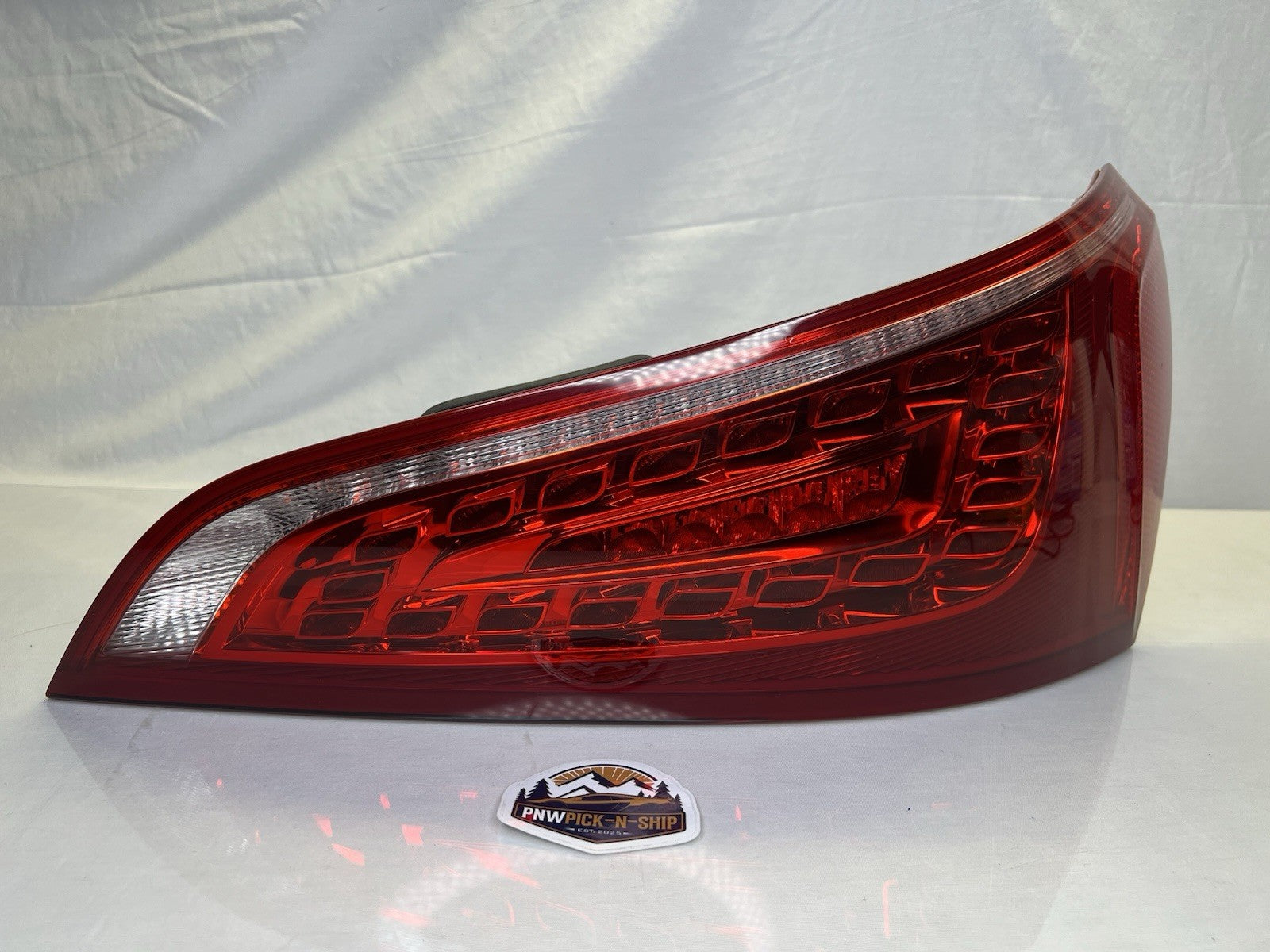 ✅ 2009-2012 AUDI Q5 8R RIGHT SIDE TAIL LIGHT PASSENGER LAMP LED 8R0945094B OEM