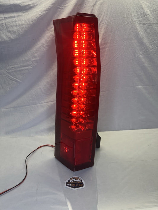 ✅ 2004 - 2009 CADILLAC SRX DRIVER SIDE LEFT TAIL LIGHT LED OEM 25936965