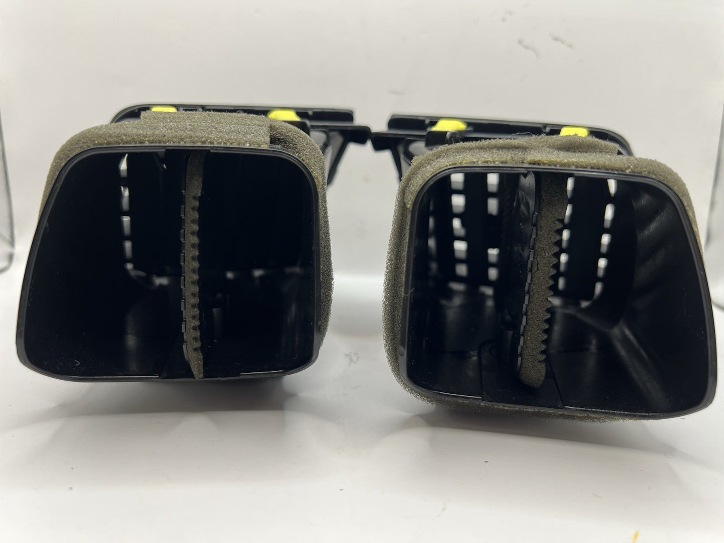 ✅ 2006-12 Lexus ES350 Front Dash Vents Driver Passenger Side Vent Set Black OEM