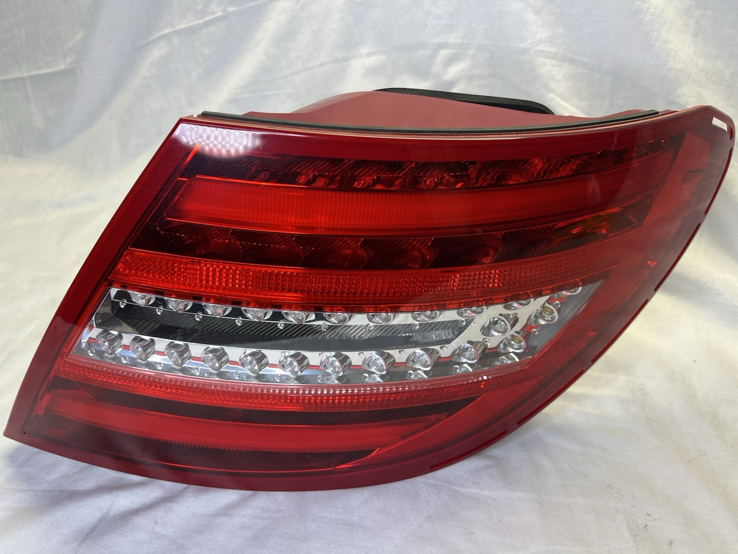 ✅ 12-14 Mercedes W204 C300 C250 Tail Light Lamp LED Right Passenger Side OEM