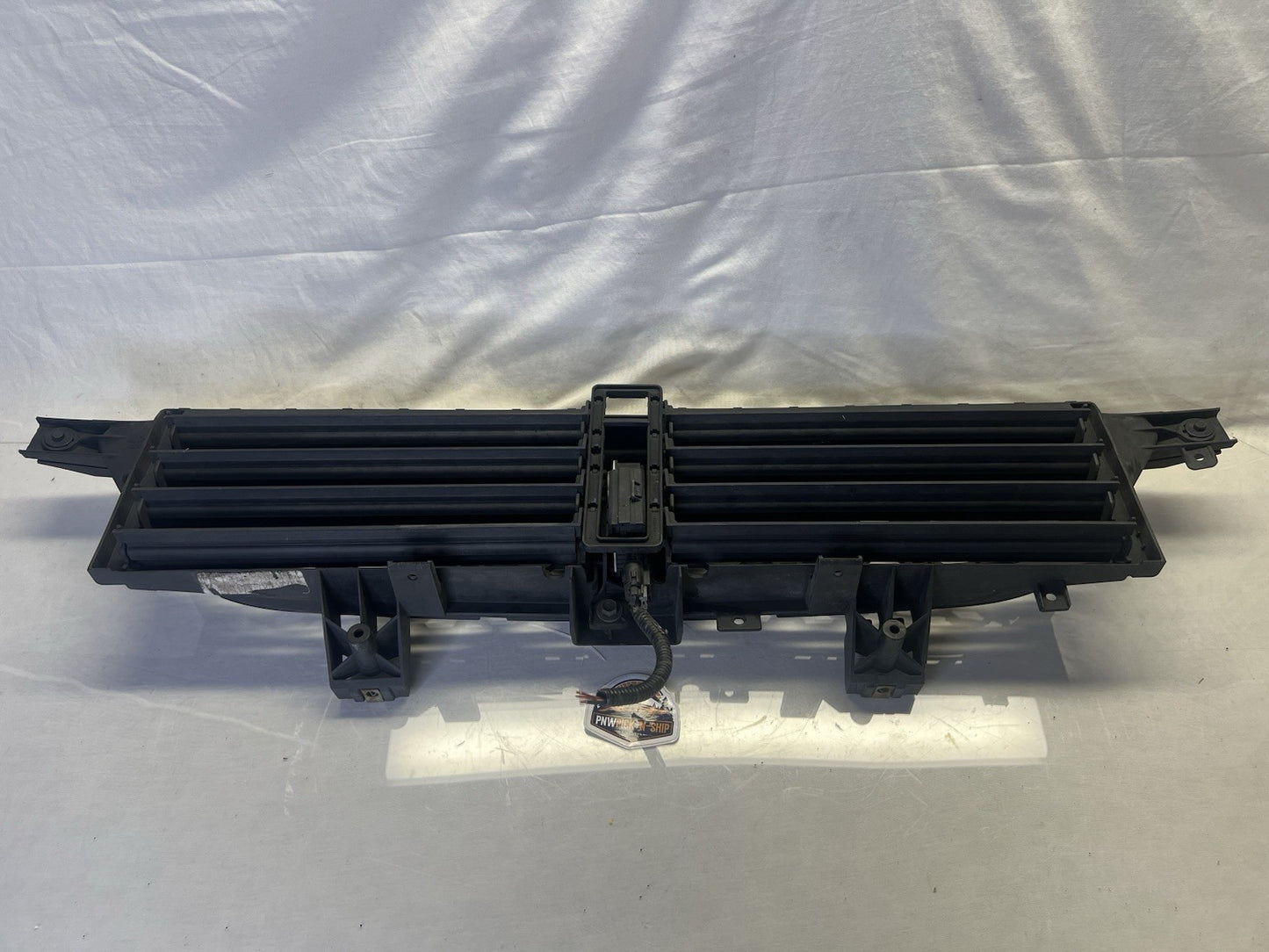 ✅ 2013-2016 Dodge Dart Front Radiator Active Grille Grill Shutter OEM 68140950AE