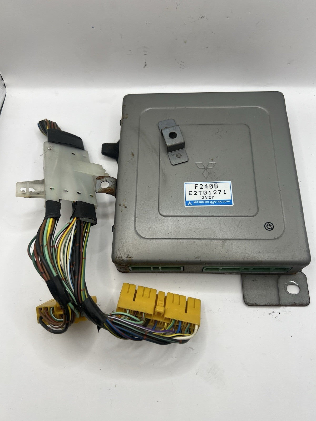 ✅ 1988 - 1989 Mazda B2200 Engine Control Module ECM ECU OEM E2T01271, F240B