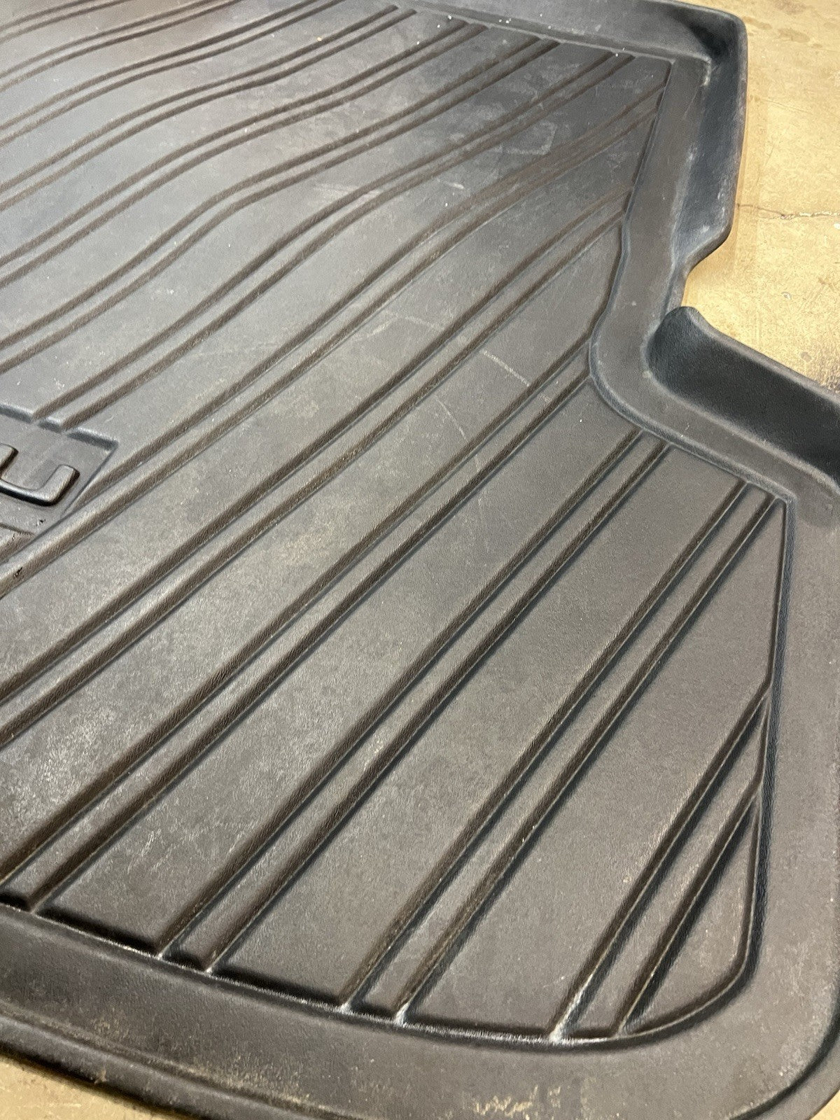 ✅ 2006-2009 Subaru Outback Legacy Rear Trunk Cargo Liner Black Floor Mat OEM