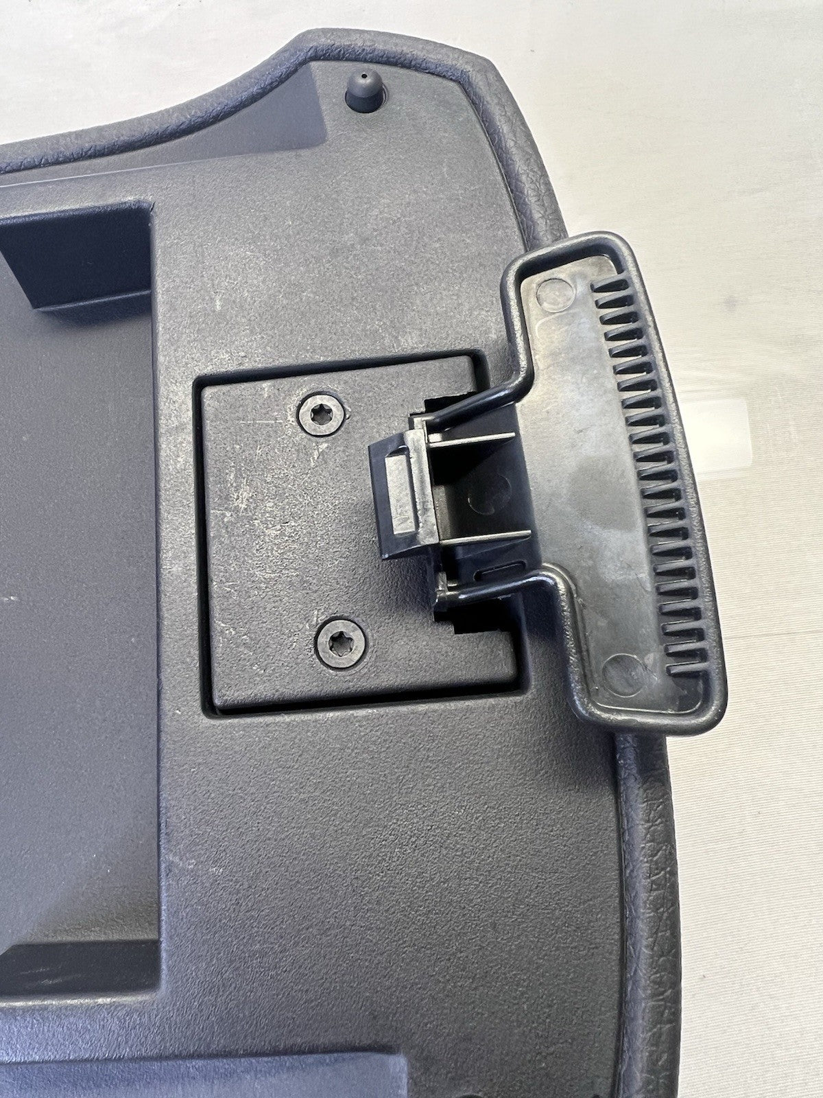 ✅ 2007-2010 Ford Edge Black Vinyl Center Console Armrest Lid OEM