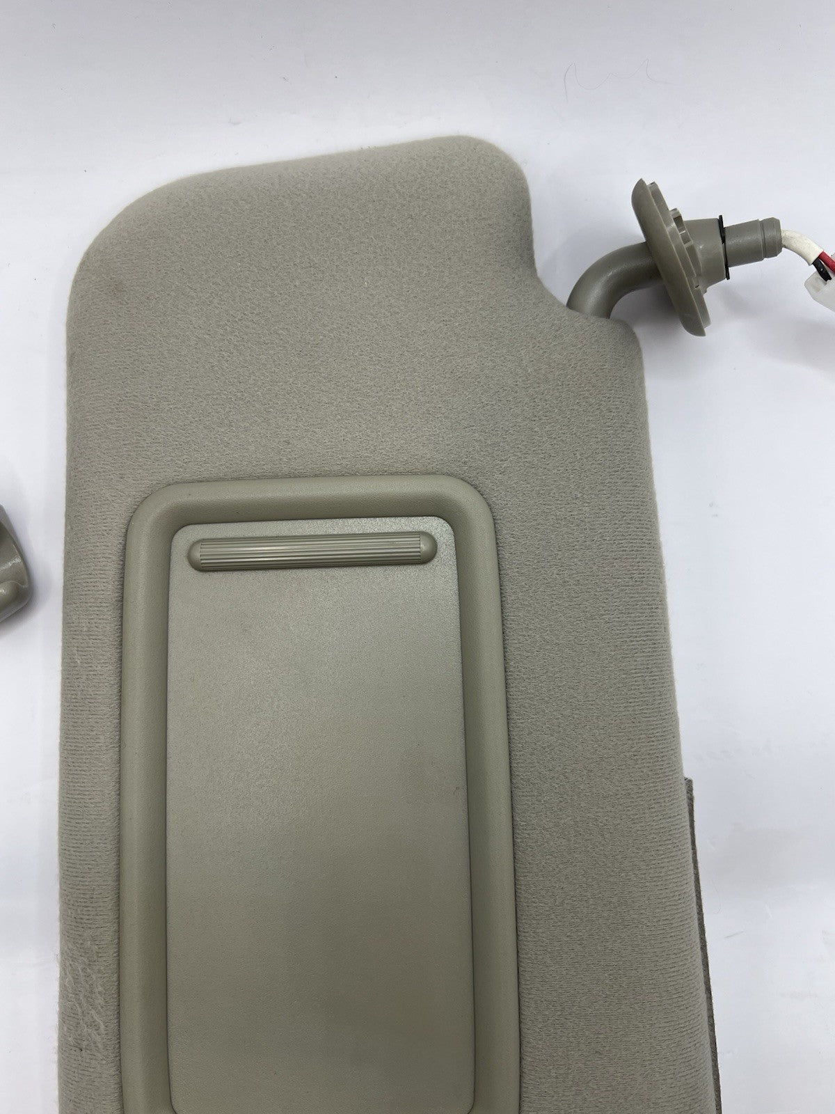 ✅ 2004-2009 Toyota Prius Driver Left Side Sun Visor Beige illuminated 