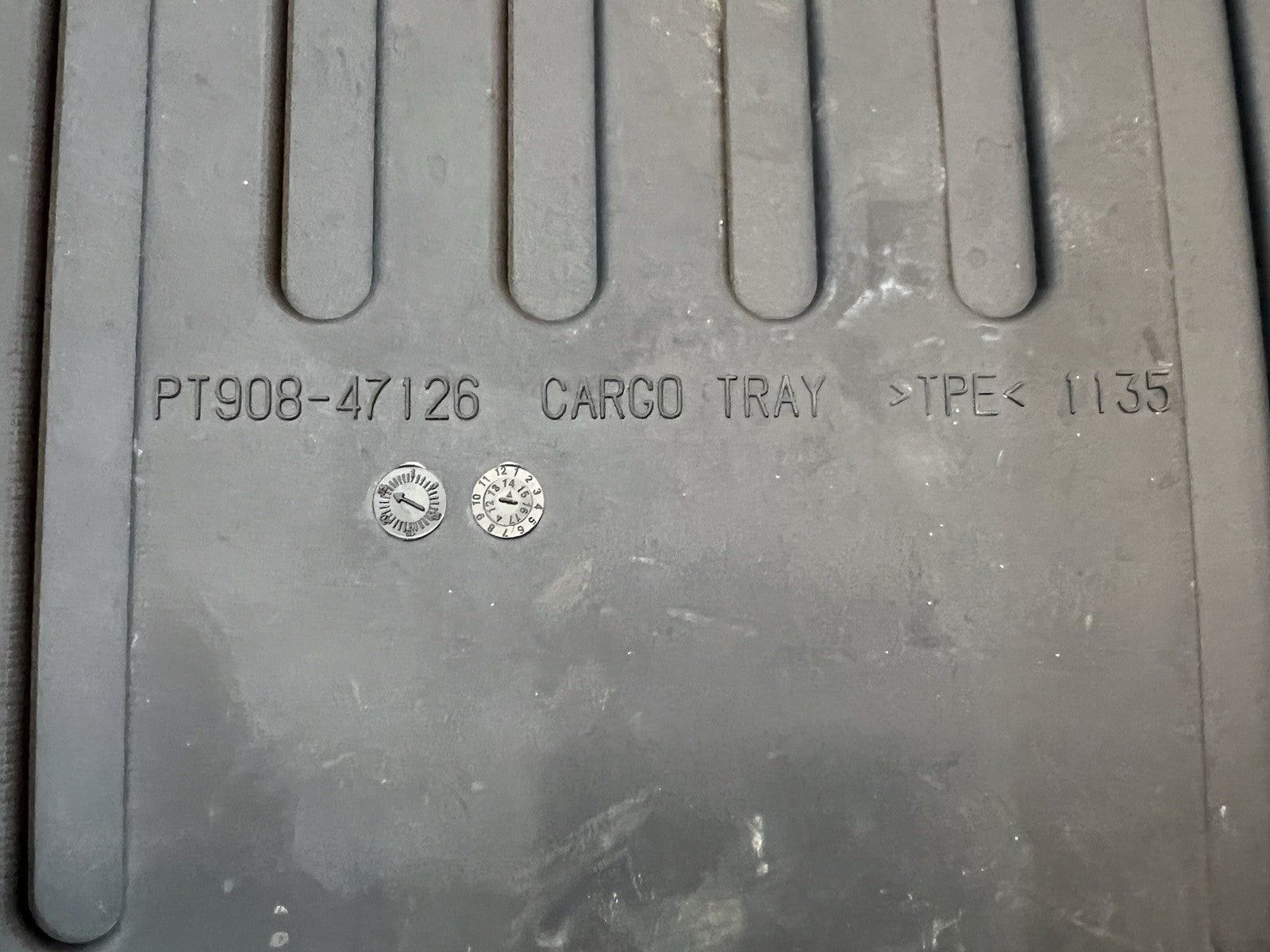 ✅ 2012 - 2017 PRIUS V  ALL WEATHER CARGO TRAY TRUNK LINER RUBBER PT908-47126 OEM