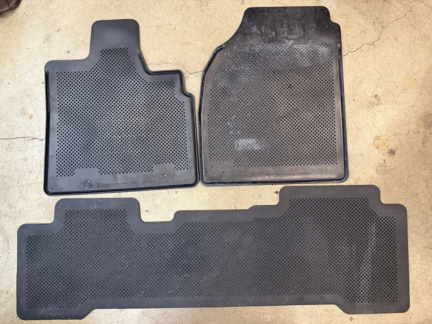 ✅ 2001-2006 Acura MDX OEM Black Rubber All Weather Floor Mats 3pc Front/2nd row