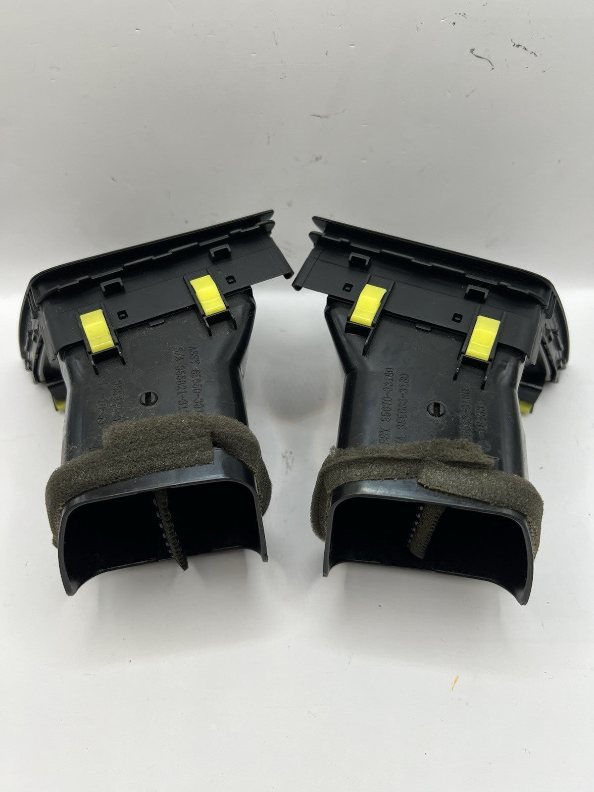 ✅ 2006-12 Lexus ES350 Front Dash Vents Driver Passenger Side Vent Set Black OEM