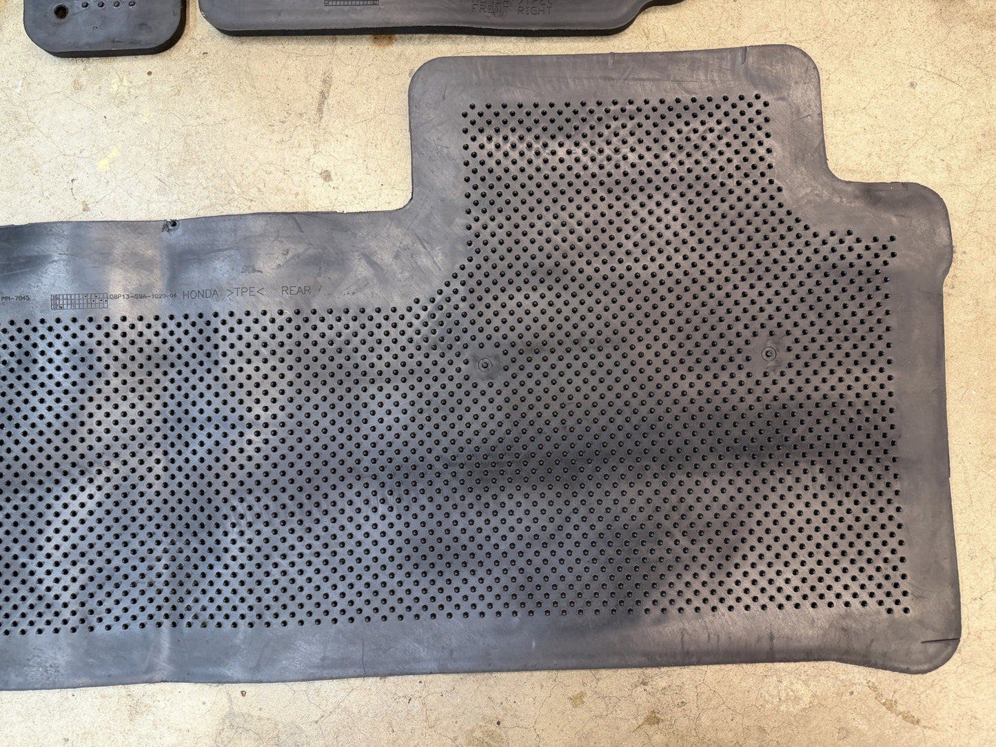 ✅ 02-06 Honda CRV CR-V OEM All Weather Season Rubber Floor Mats Mat Liner Black