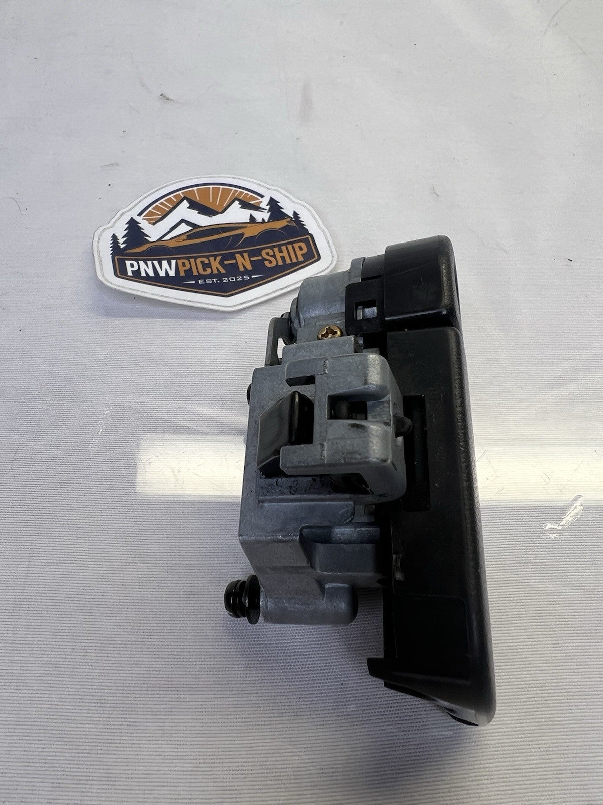 ✅ Honda Acura 97-06 CRV 03-11 Element 95-04 Odyssey RSX Glove Box Handle Black