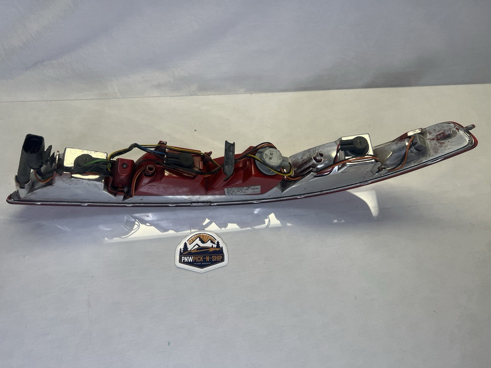 ✅2009-2017 OEM Audi Q5 Right Passenger Side Bumper Mounted Tail Light 8R0945096B