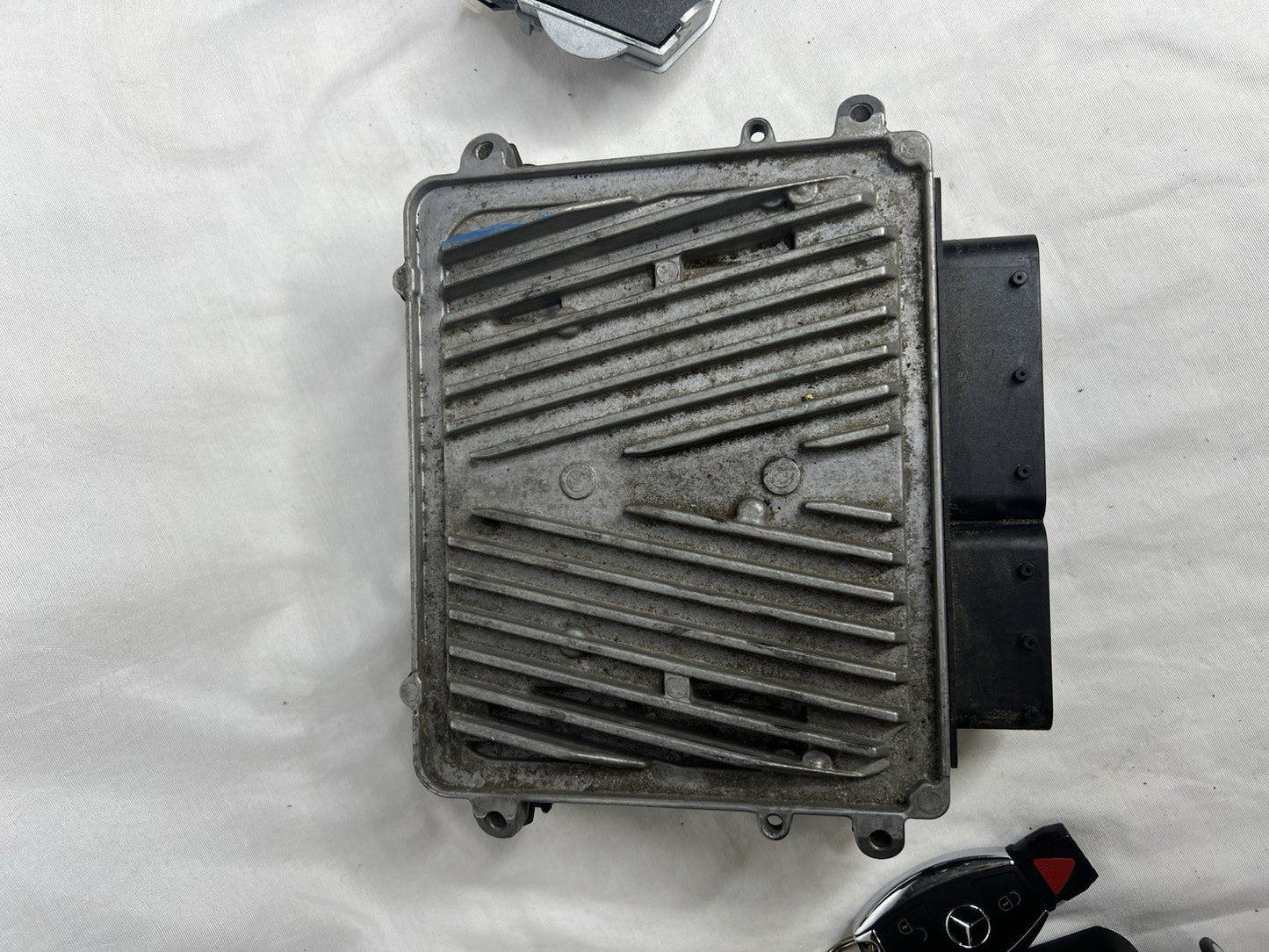 ✅ 2006 - 2009 Mercedes E350 ECU Engine Control Unit A2721531679 Key EIS OEM