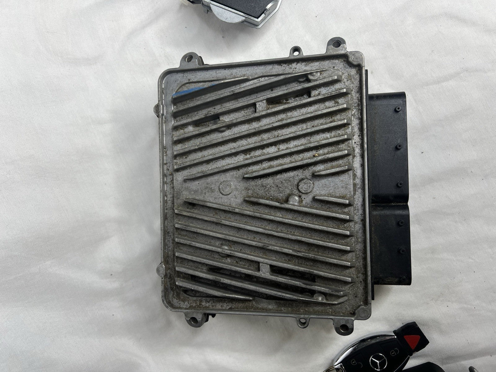 ✅ 2006 - 2009 Mercedes E350 ECU Engine Control Unit A2721531679 Key EIS OEM