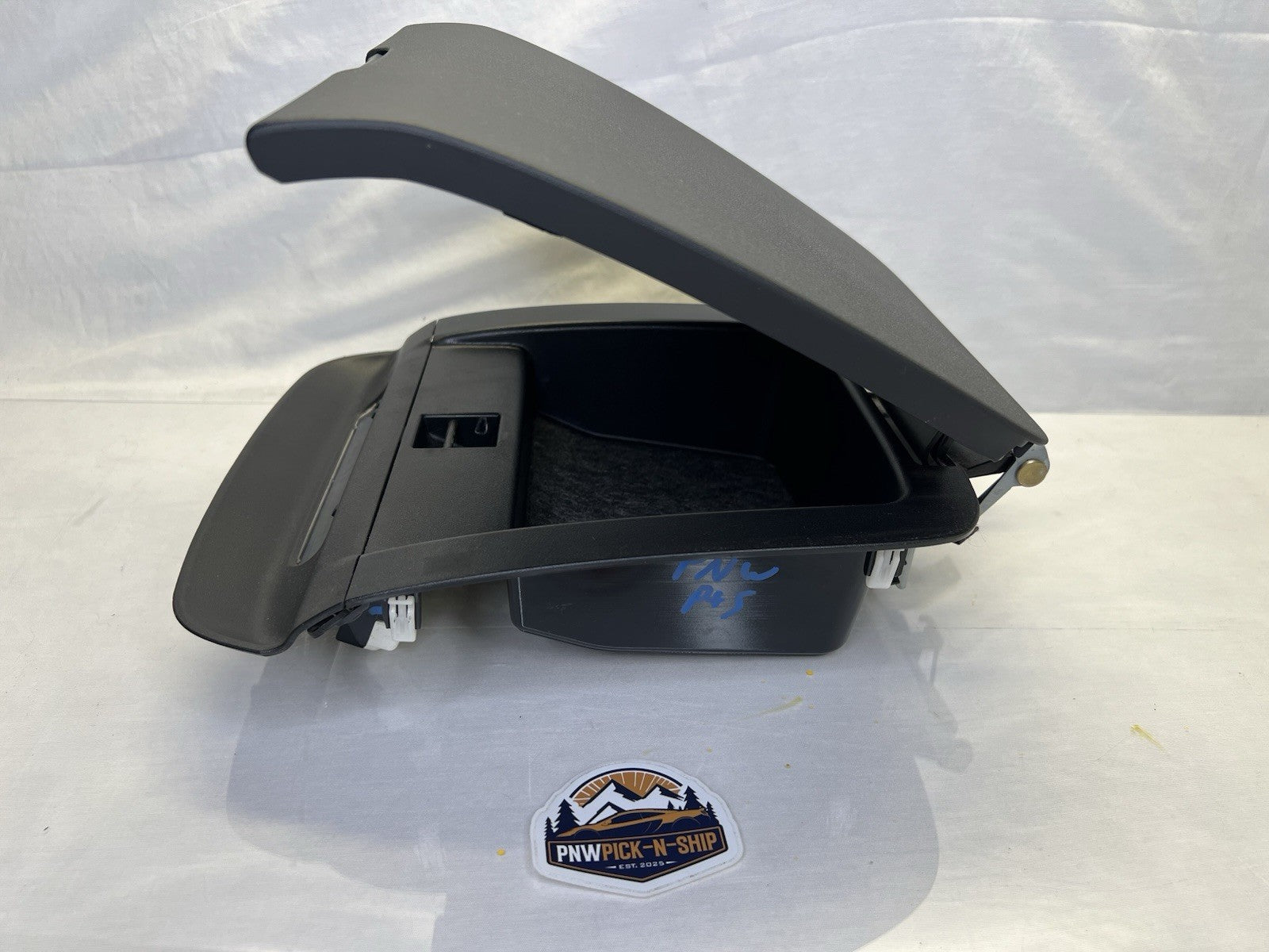 ✅ 2004-2008 Subaru Forester Center Dash Storage Compartment W/ Clock Display OEM