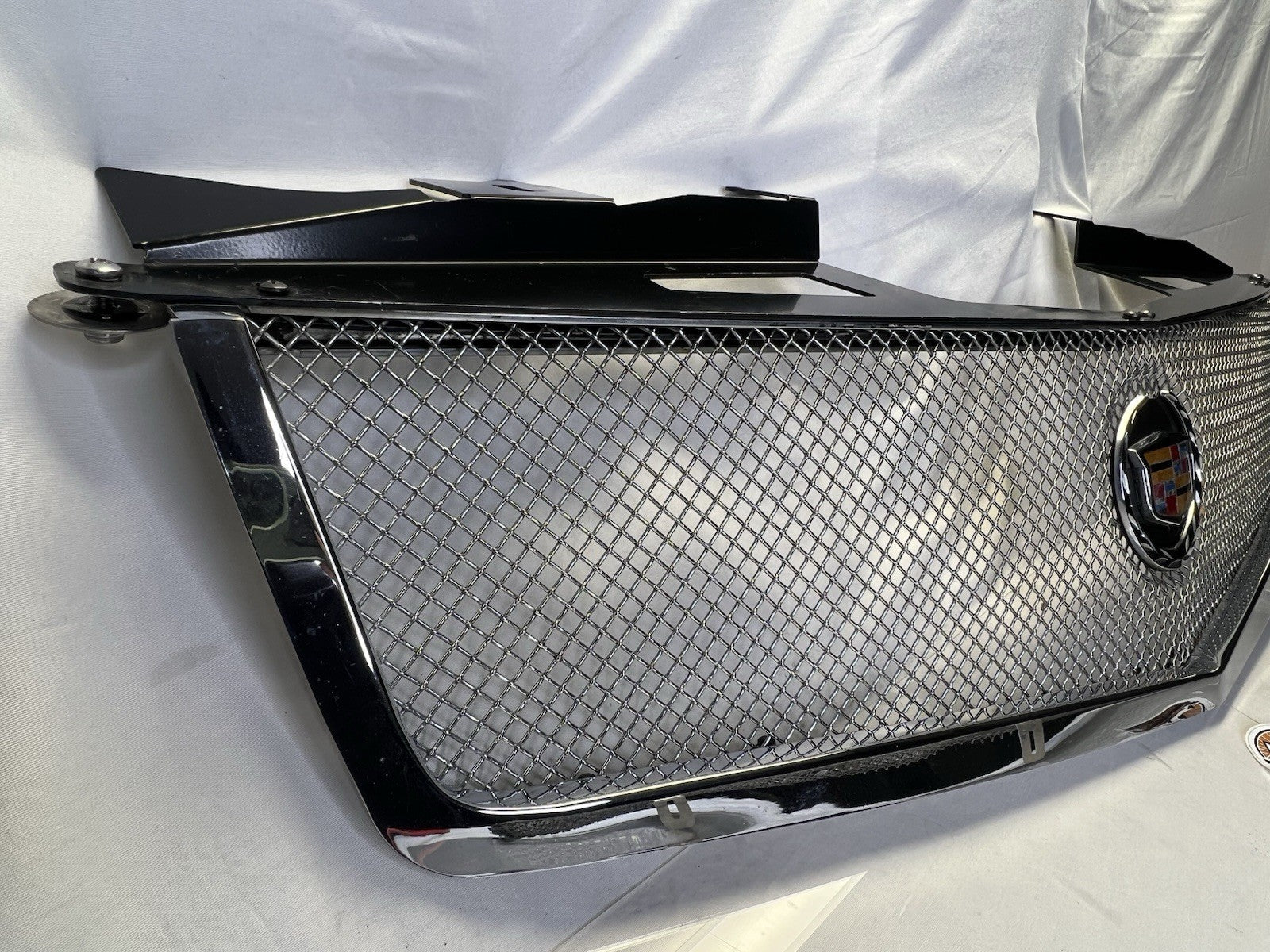 ✅ 2004-2009 CADILLAC SRX E&G CLASSICS CHROME MESH FRONT  GRILLE GRILL EMBLEM