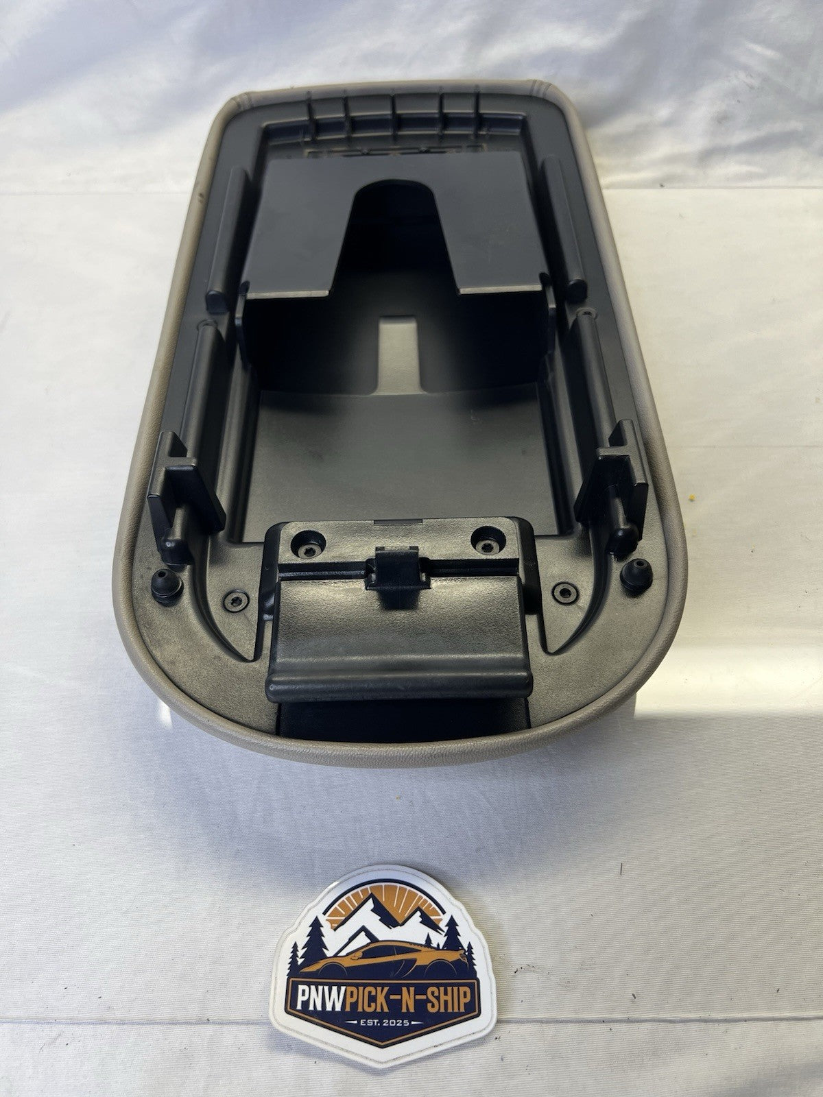 ✅ 2008-2009 Montego Taurus OEM Center Console Lid Top Arm Rest Storage BEIGE