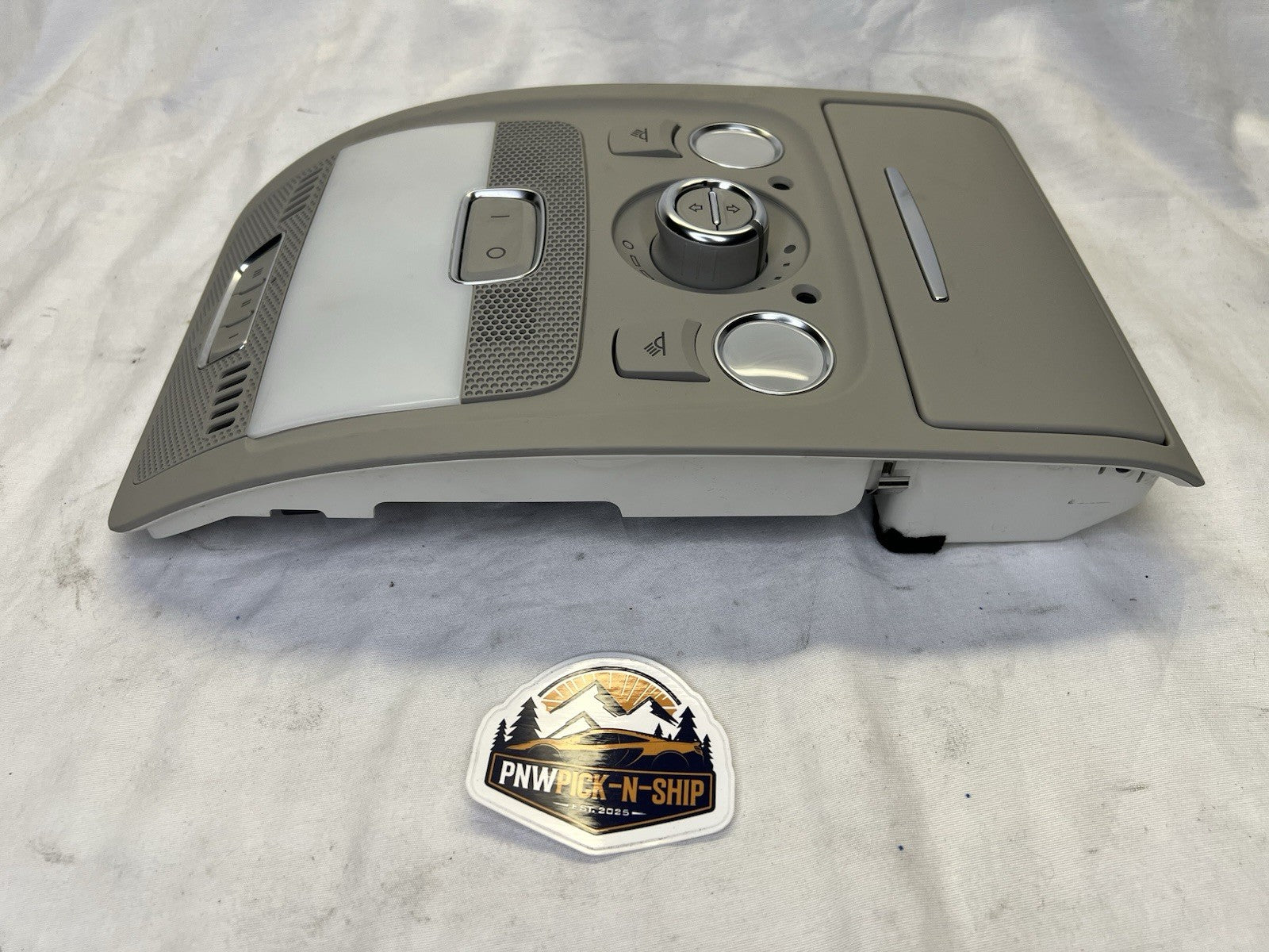 ✅ 2009-2012 Audi Q5 Front Overhead Dome Light Lamp Switch OEM 8T0947135H