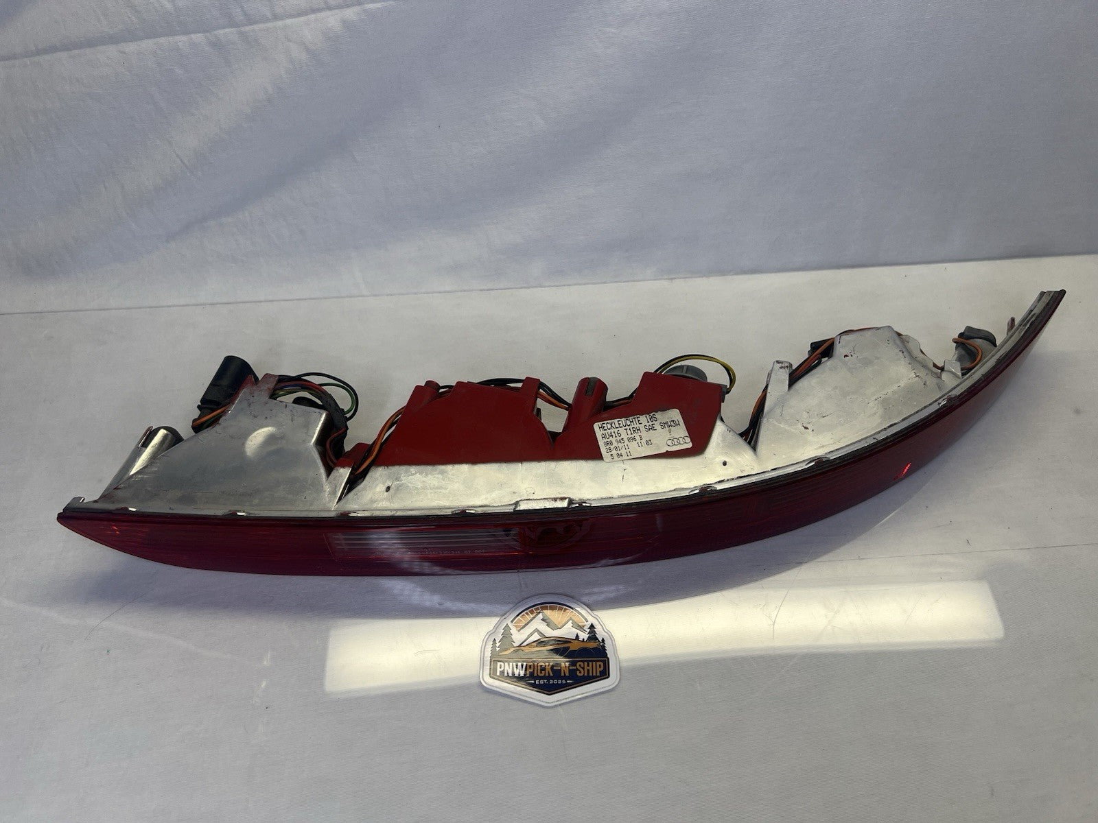 ✅2009-2017 OEM Audi Q5 Right Passenger Side Bumper Mounted Tail Light 8R0945096B