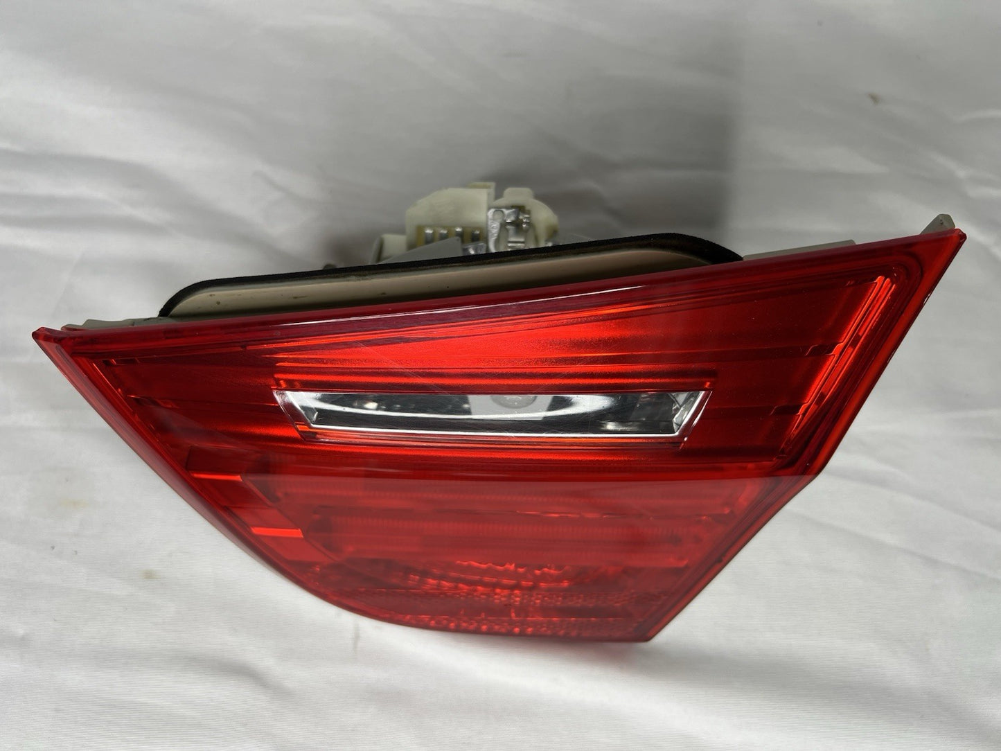 ✅ 2009-2011 BMW E90 328i 335 Right Inner Tail Light Lamp Sedan TESTED