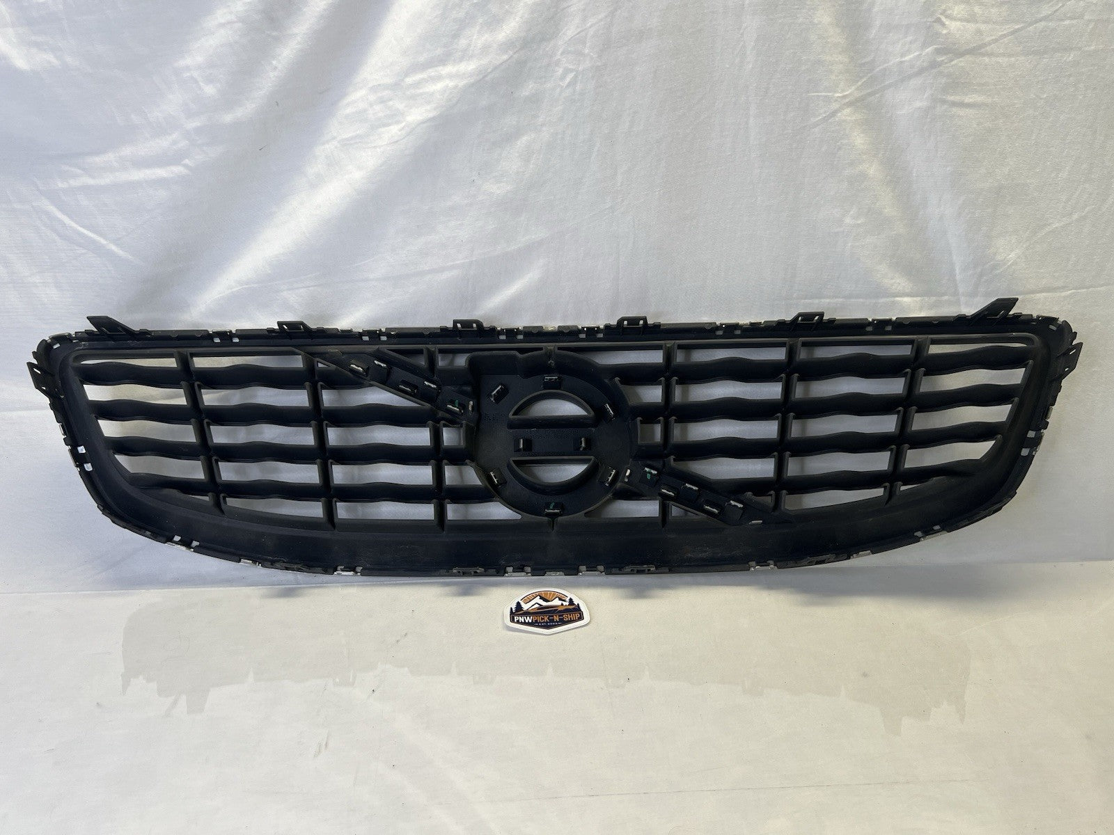✅ 2011-2013 Volvo C70 FRONT UPPER EXTERIOR RADIATOR CHROME GRILL 31290862