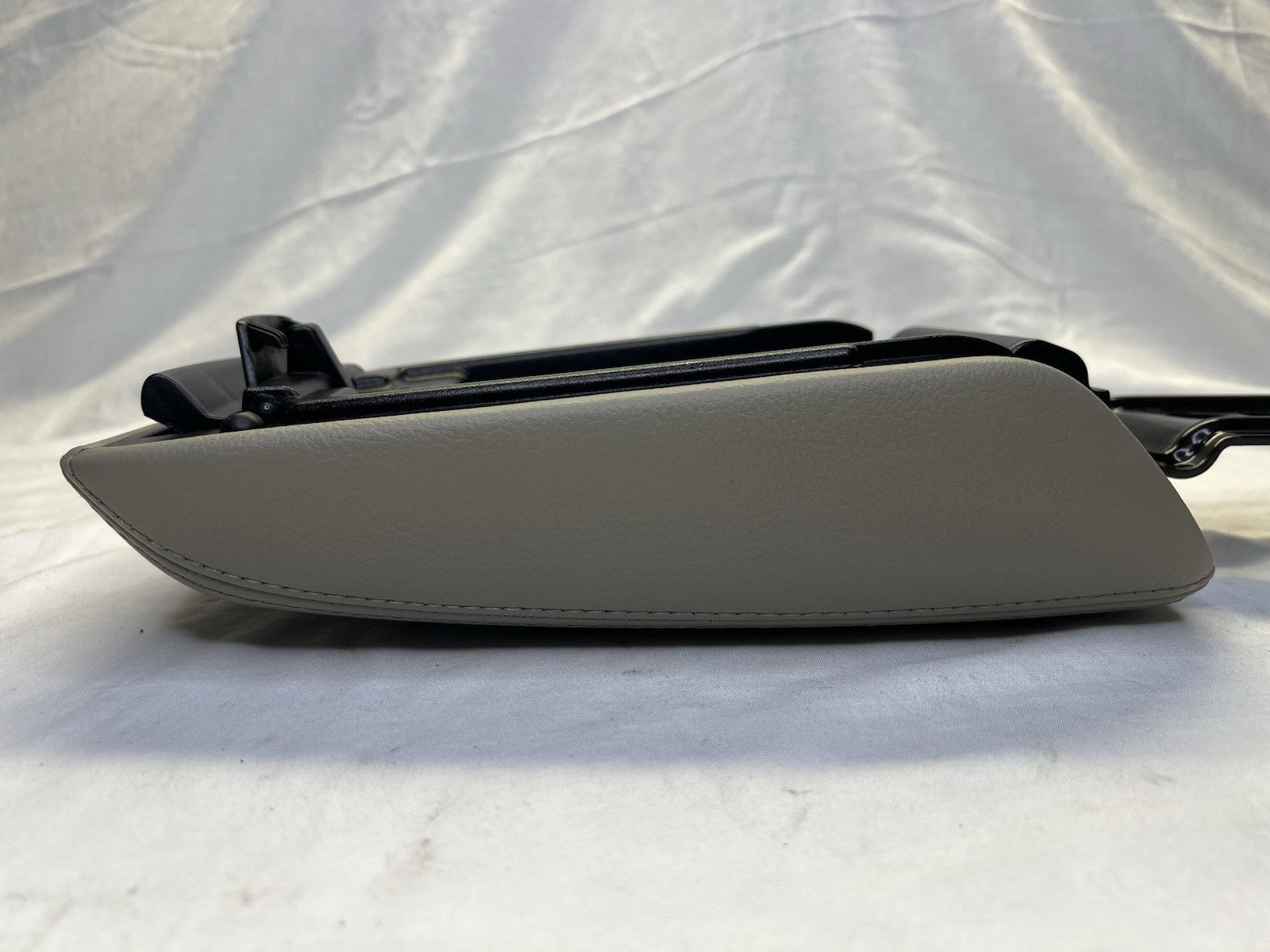 ✅ 2012-2014 Ford Focus Center Console Lid Armrest Arm Rest TAN BEIGE 12 Inch OEM
