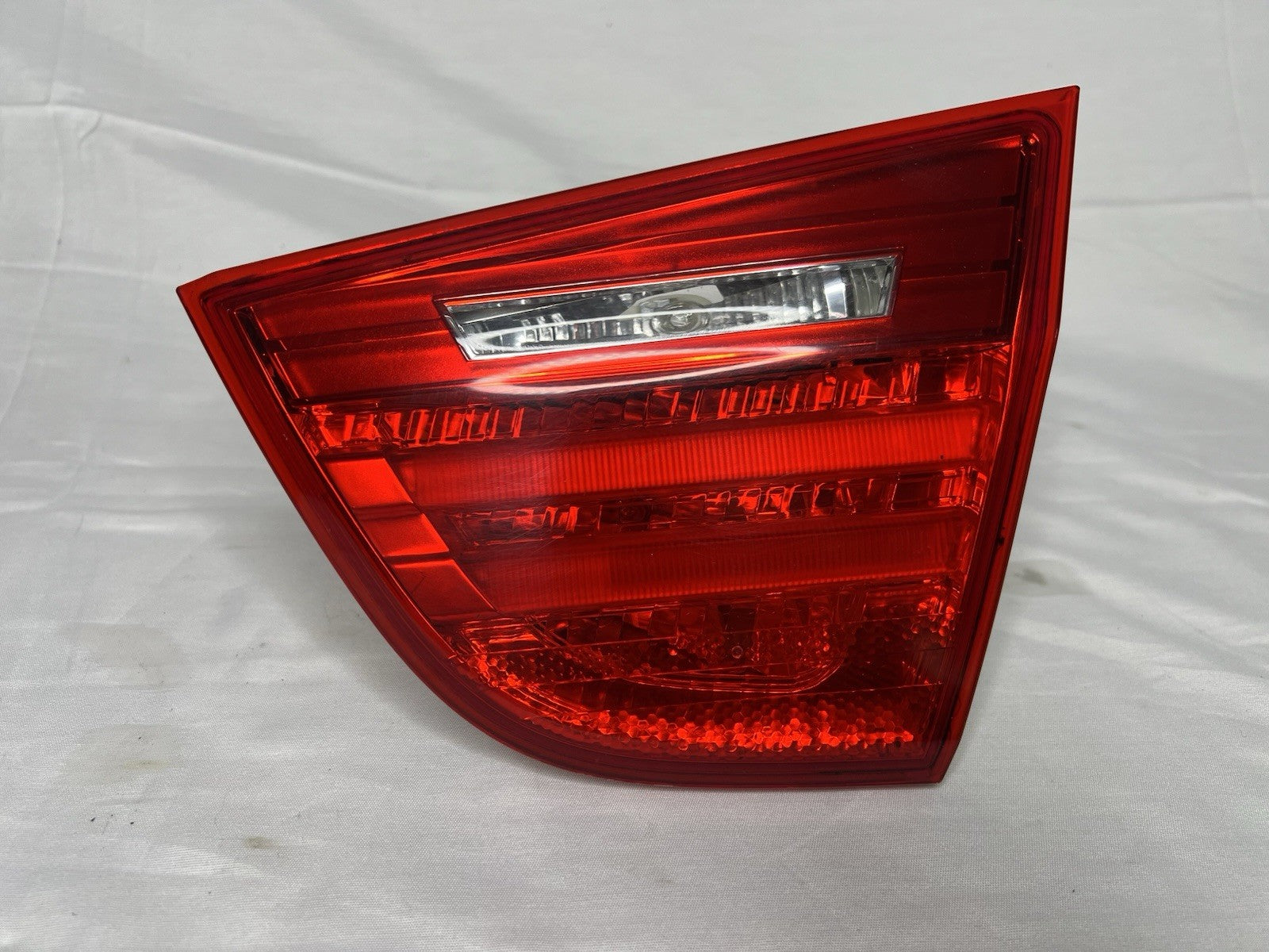 ✅ 2009-2011 BMW E90 328i 335 Right Inner Tail Light Lamp Sedan TESTED