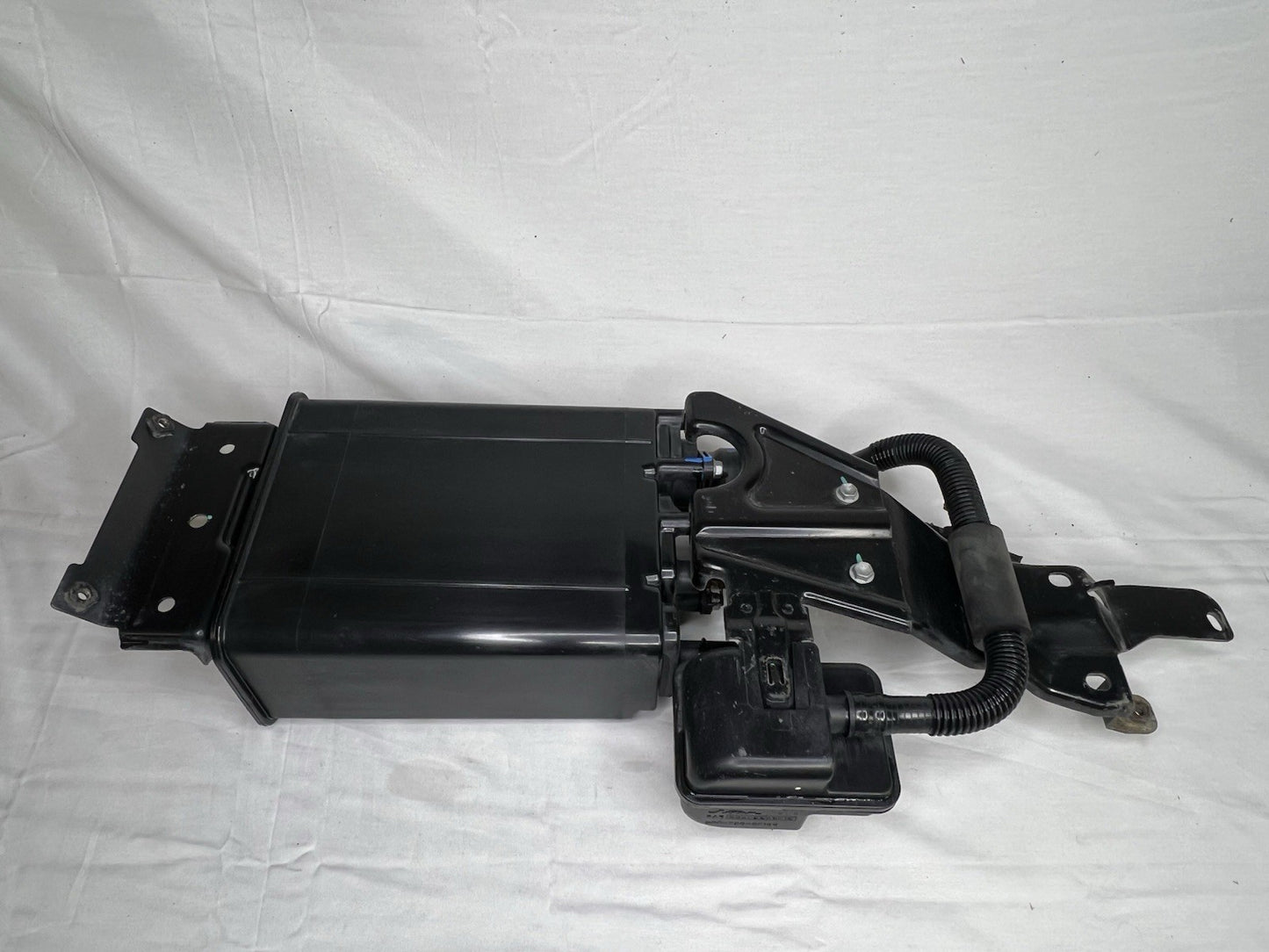 ✅06-15 Toyota Highlander Lexus RX400h RX450h Fuel Vapor Charcoal Canister OEM