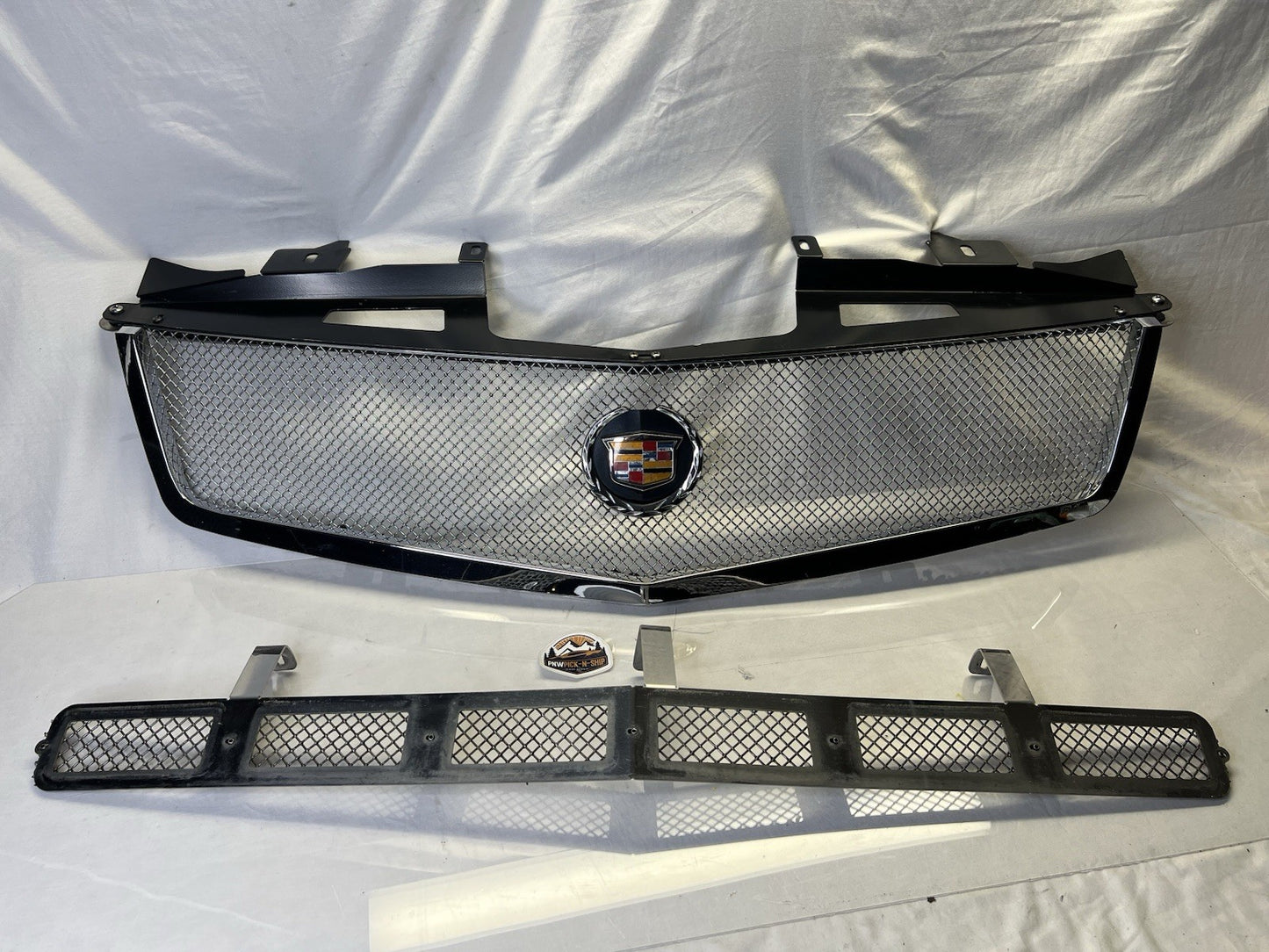 ✅ 2004-2009 CADILLAC SRX E&G CLASSICS CHROME MESH FRONT  GRILLE GRILL EMBLEM