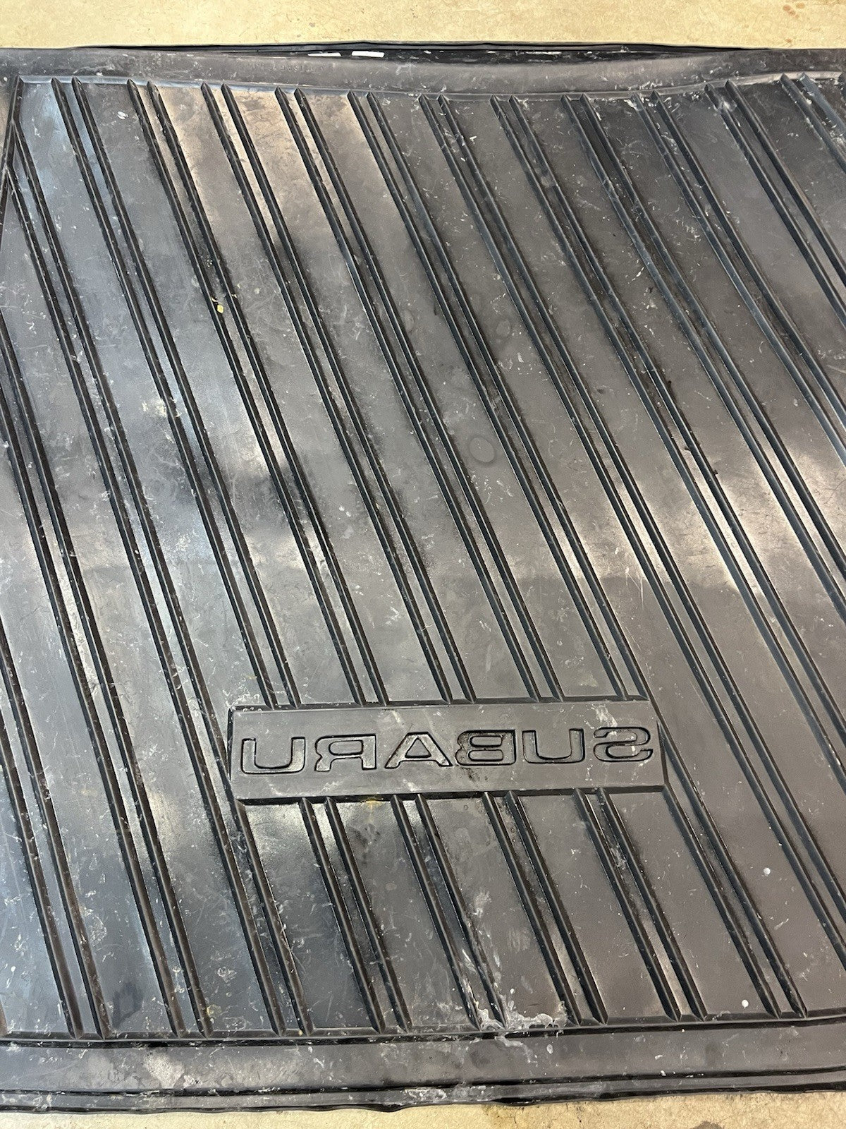 ✅ 2006-2009 Subaru Outback Legacy Rear Trunk Cargo Liner Black Floor Mat OEM