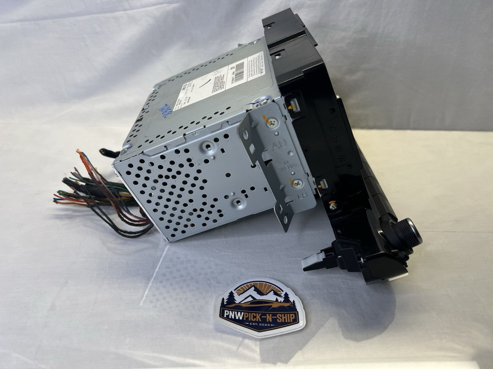 ✅ 2017-2018 Hyundai Elantra AM FM Radio Receiver 96160F2101UAT OEM