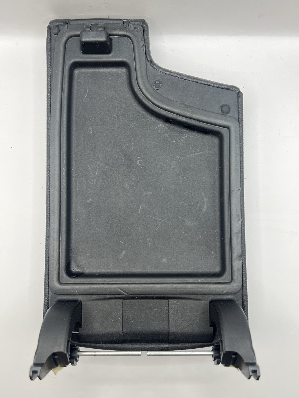✅ 2011 - 2013 BMW E90 E92 E93 328I 335I PLEATHER CENTER CONSOLE ARM REST OEM