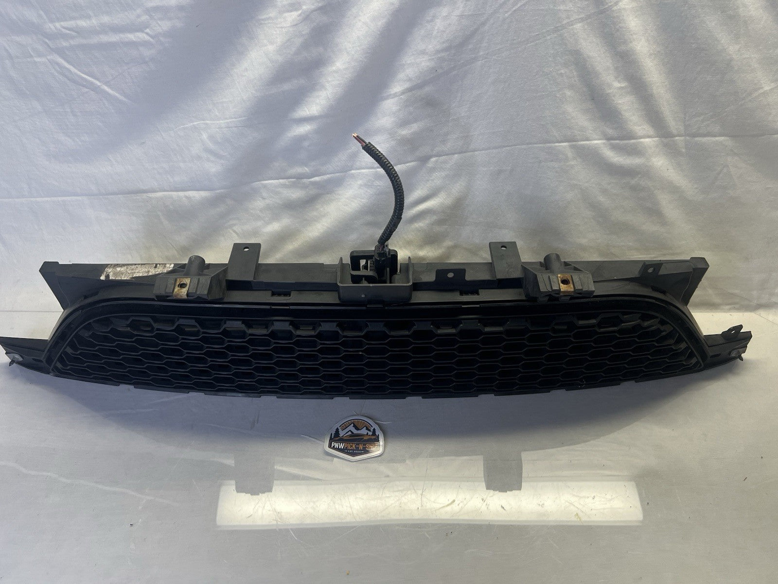 ✅ 2013-2016 Dodge Dart Front Radiator Active Grille Grill Shutter OEM 68140950AE