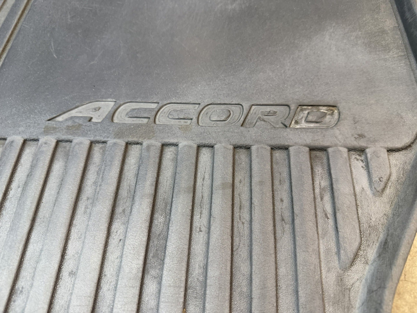 ✅ 1998-2002 Honda Accord Sedan OEM Rubber All Season Front Floor Mats 98-02