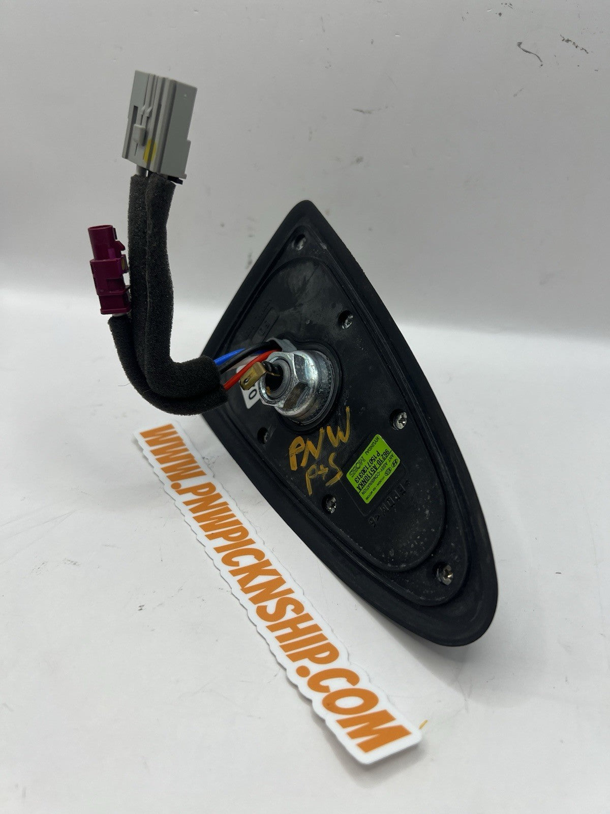 ✅ 2013-2017 Hyundai Elantra GT Sat Radio Antenna Shark Fin  96210-A5110NKA OEM