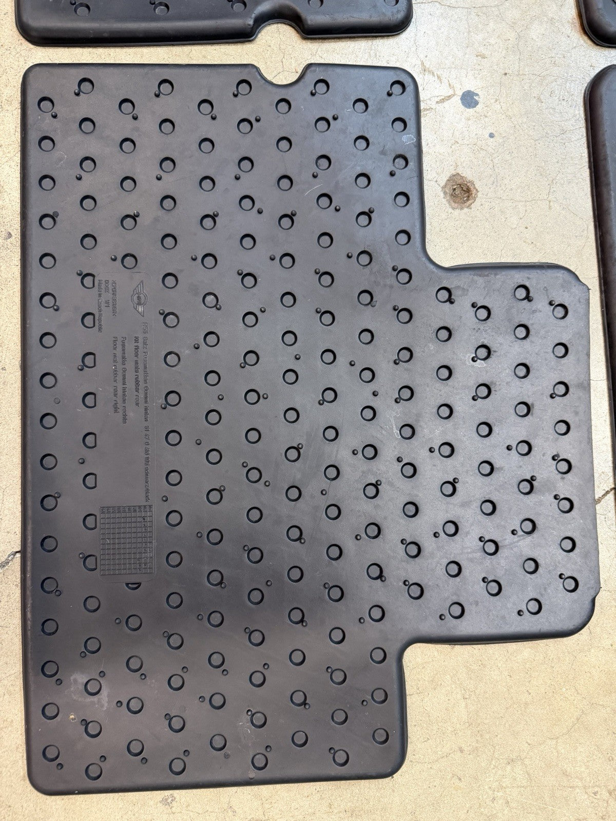 ✅ 08-14 Mini Cooper Clubman All Weather Floor Mats Rubber Black Set OEM R55