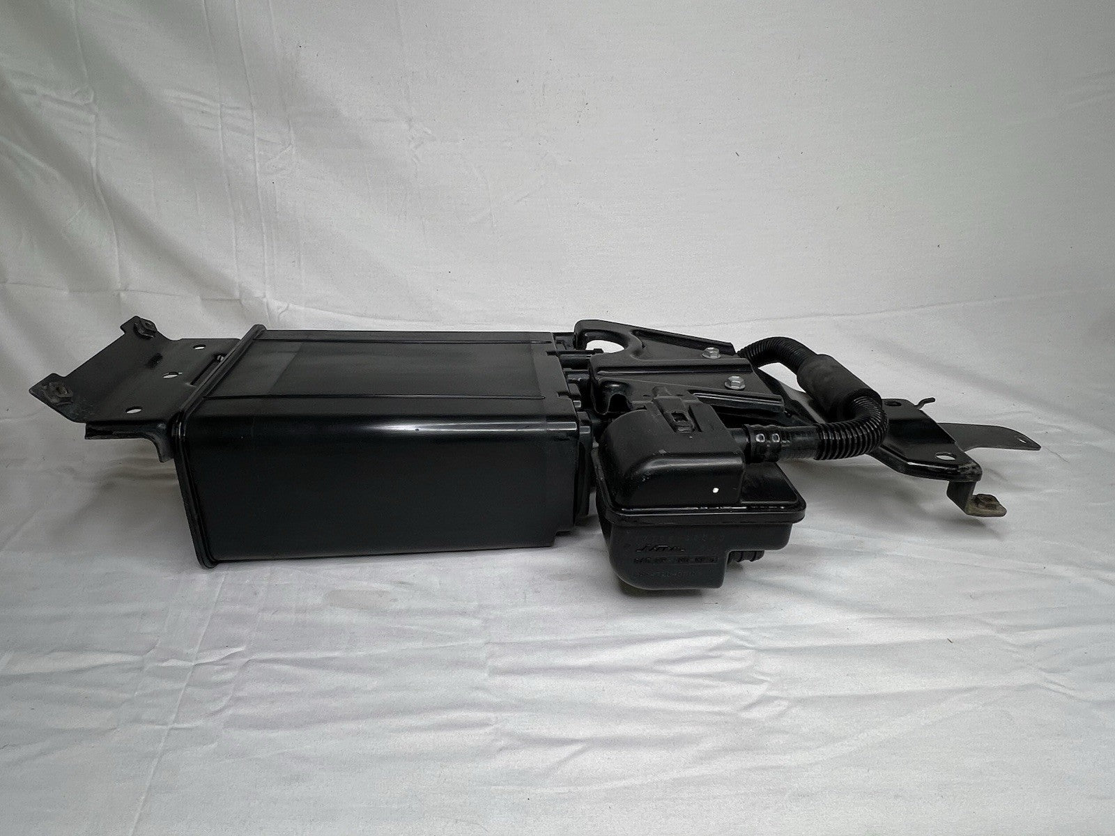 ✅06-15 Toyota Highlander Lexus RX400h RX450h Fuel Vapor Charcoal Canister OEM