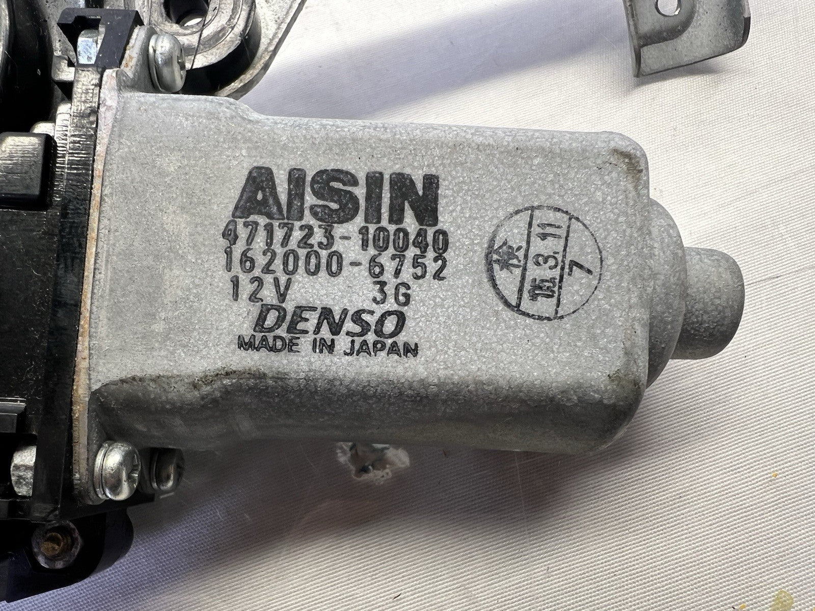 ✅ 2001-2007 Toyota Sequoia Power Sunroof Roof Electric Motor 88735-99631 OEM