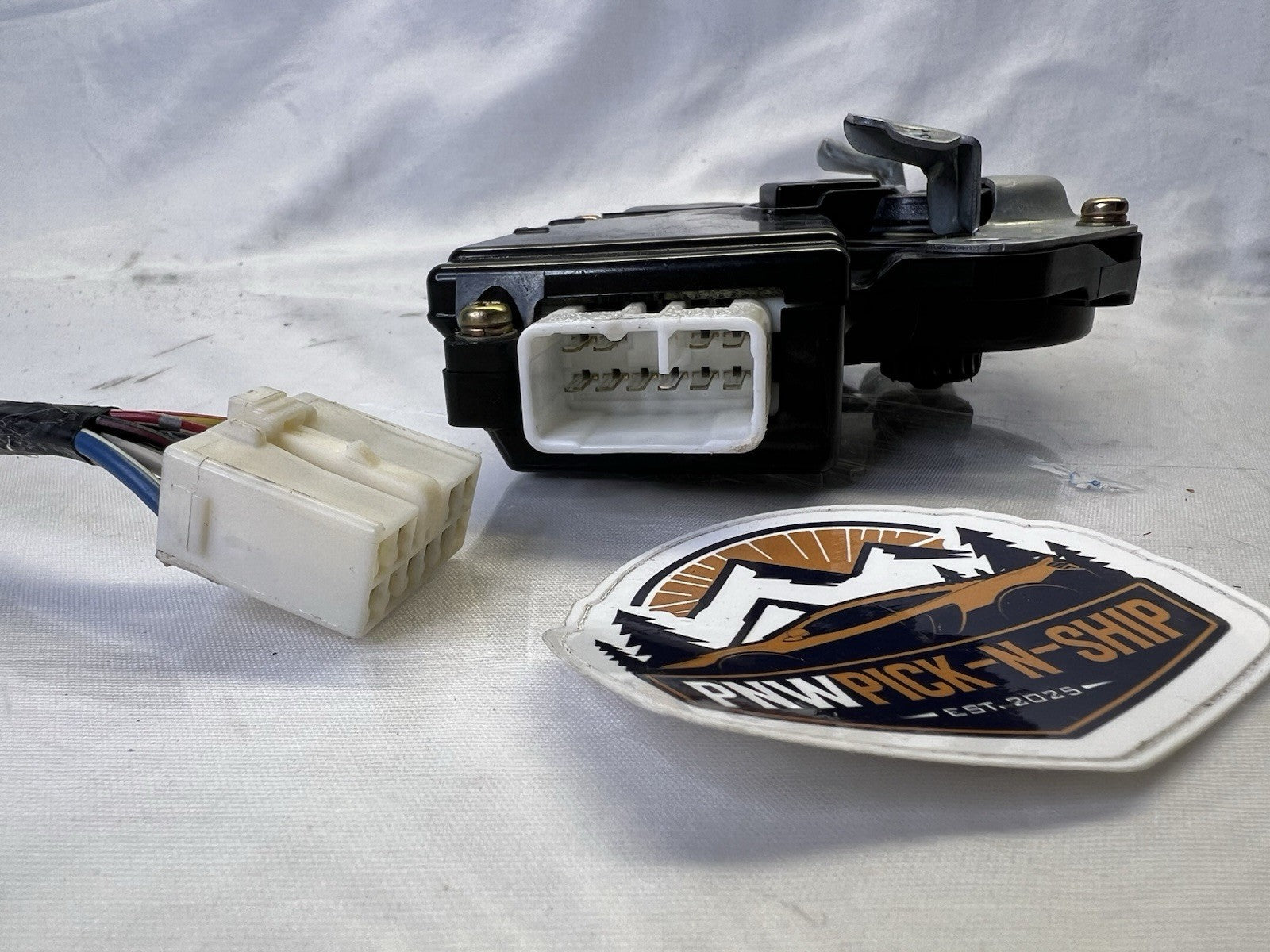 ✅ 2001-2007 Toyota Sequoia Power Sunroof Roof Electric Motor 88735-99631 OEM