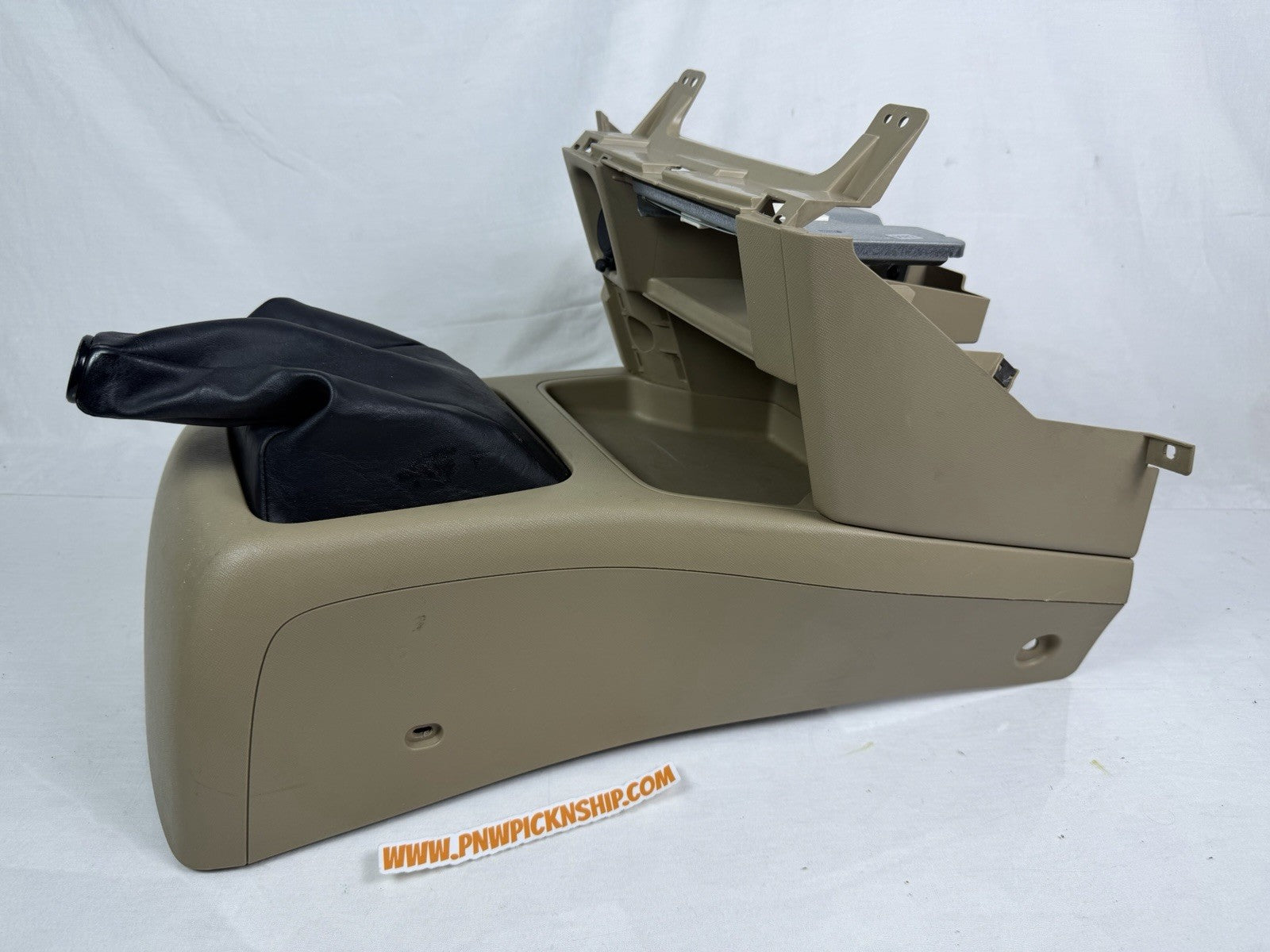 ✅ 02-06 Honda CRV Manual Transmission shifter Shift lower center console Ivory