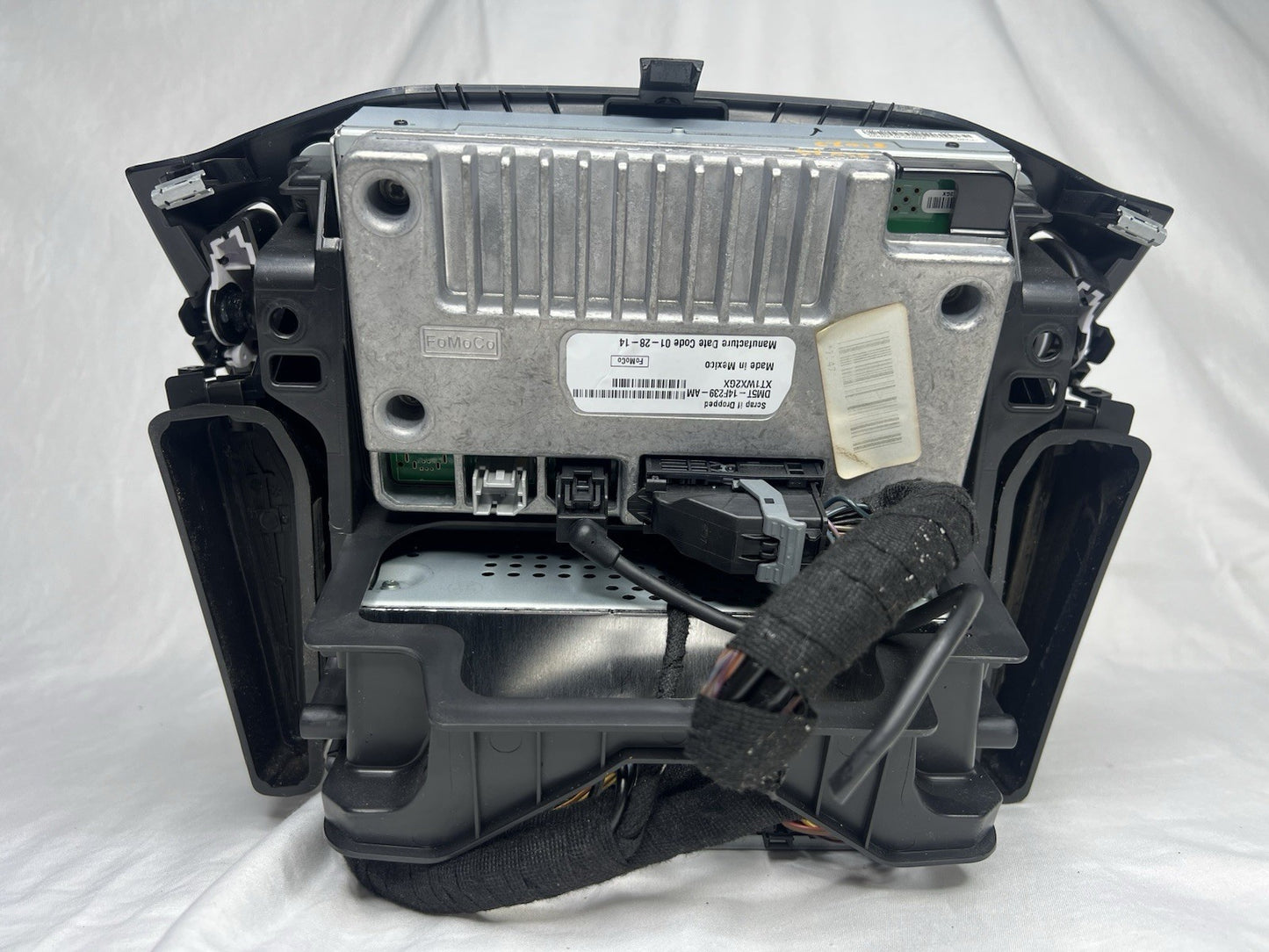 ✅14-18 Ford Focus Dash Navigation Info Radio W/ Display Screen Bezel Vents DM5T