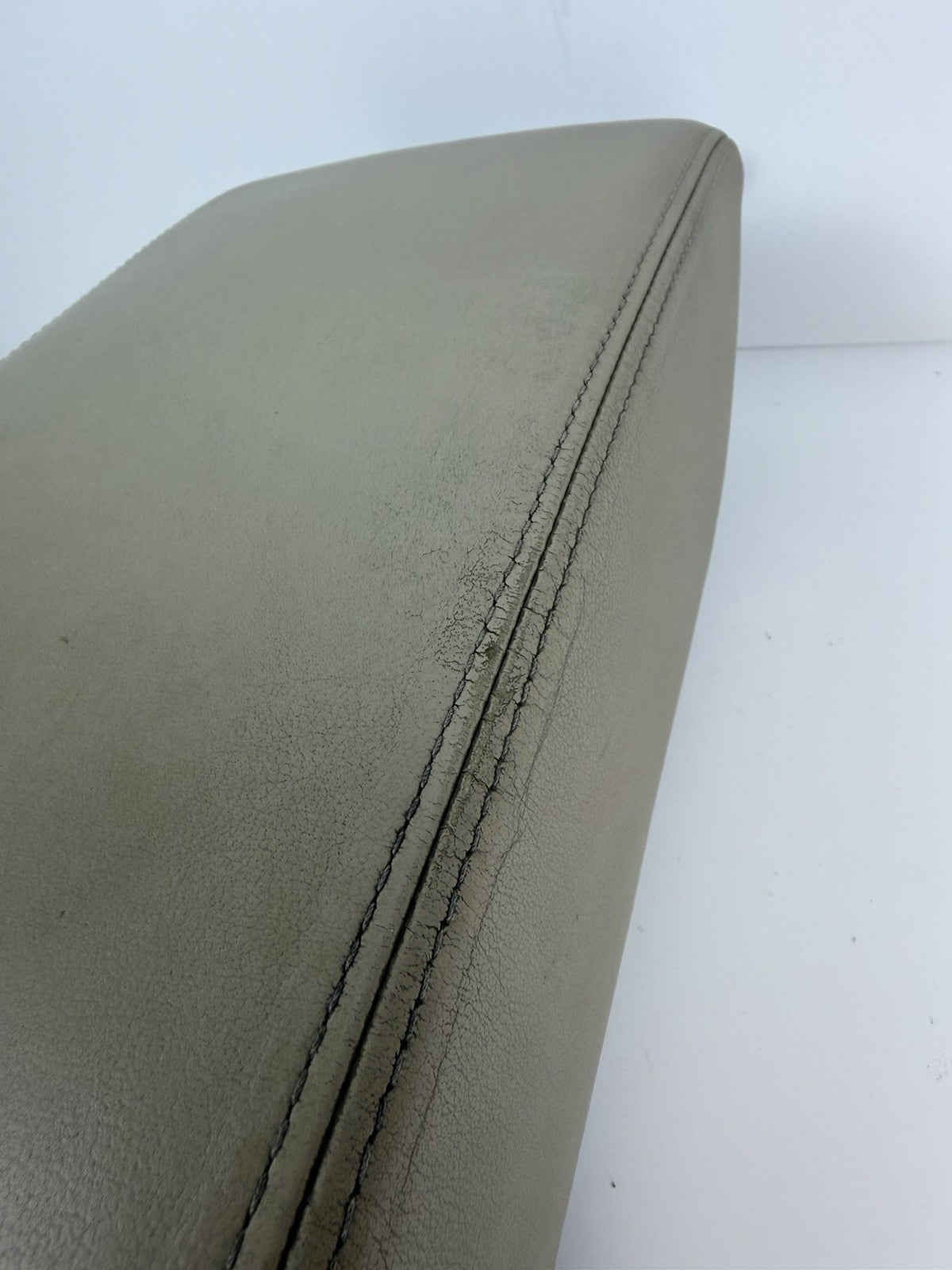✅ 1998-2005 Lexus GS300 GS400 GS430 Center Console Lid Tan Beige Leather OEM