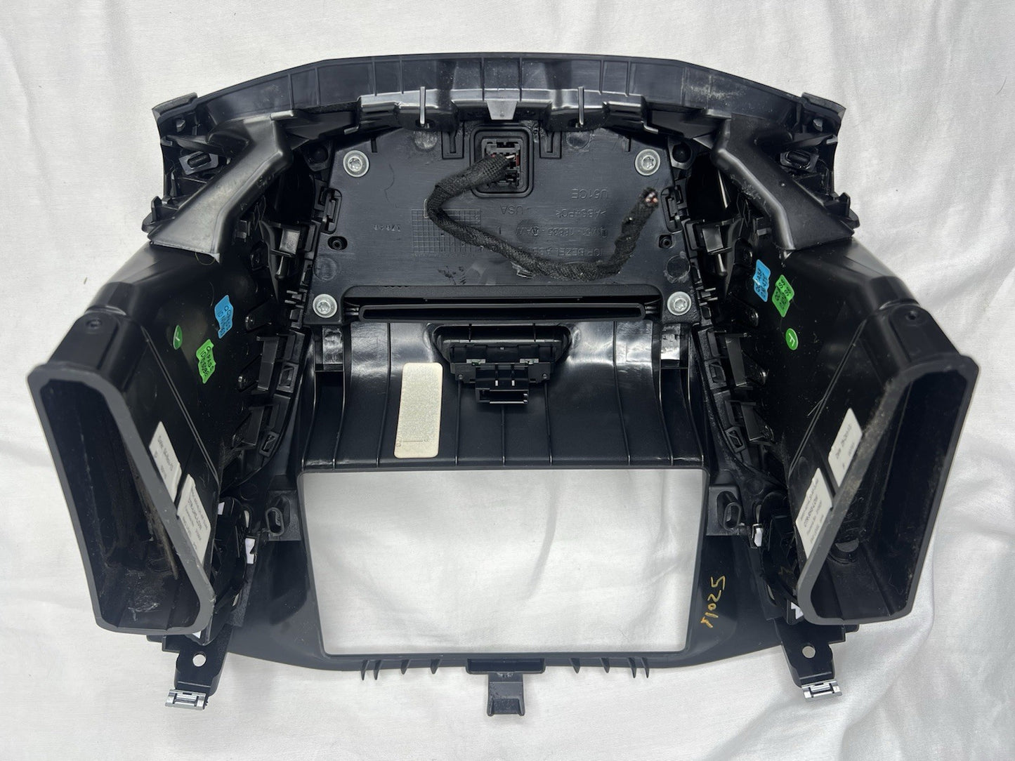 ✅14-18 Ford Focus Dash Navigation Info Radio W/ Display Screen Bezel Vents DM5T