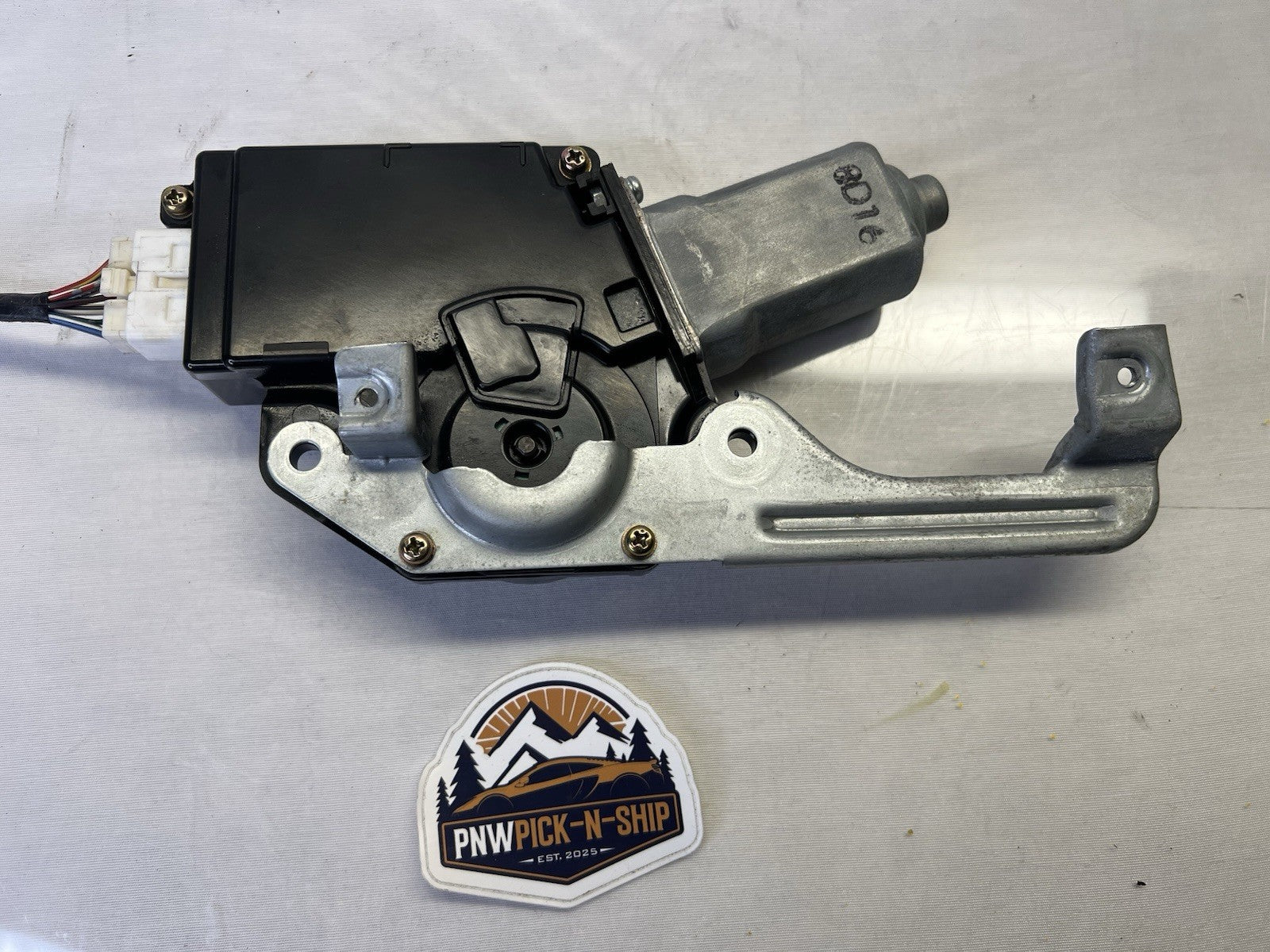 ✅ 2001-2007 Toyota Sequoia Power Sunroof Roof Electric Motor 88735-99631 OEM