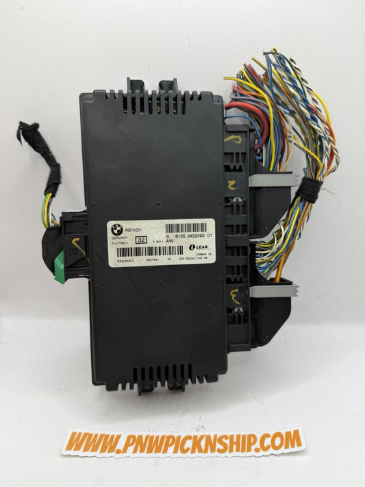 ✅2007-2010  Mini Cooper R55 R56 Footwell BCM Body Control Module 6135 3452092-01